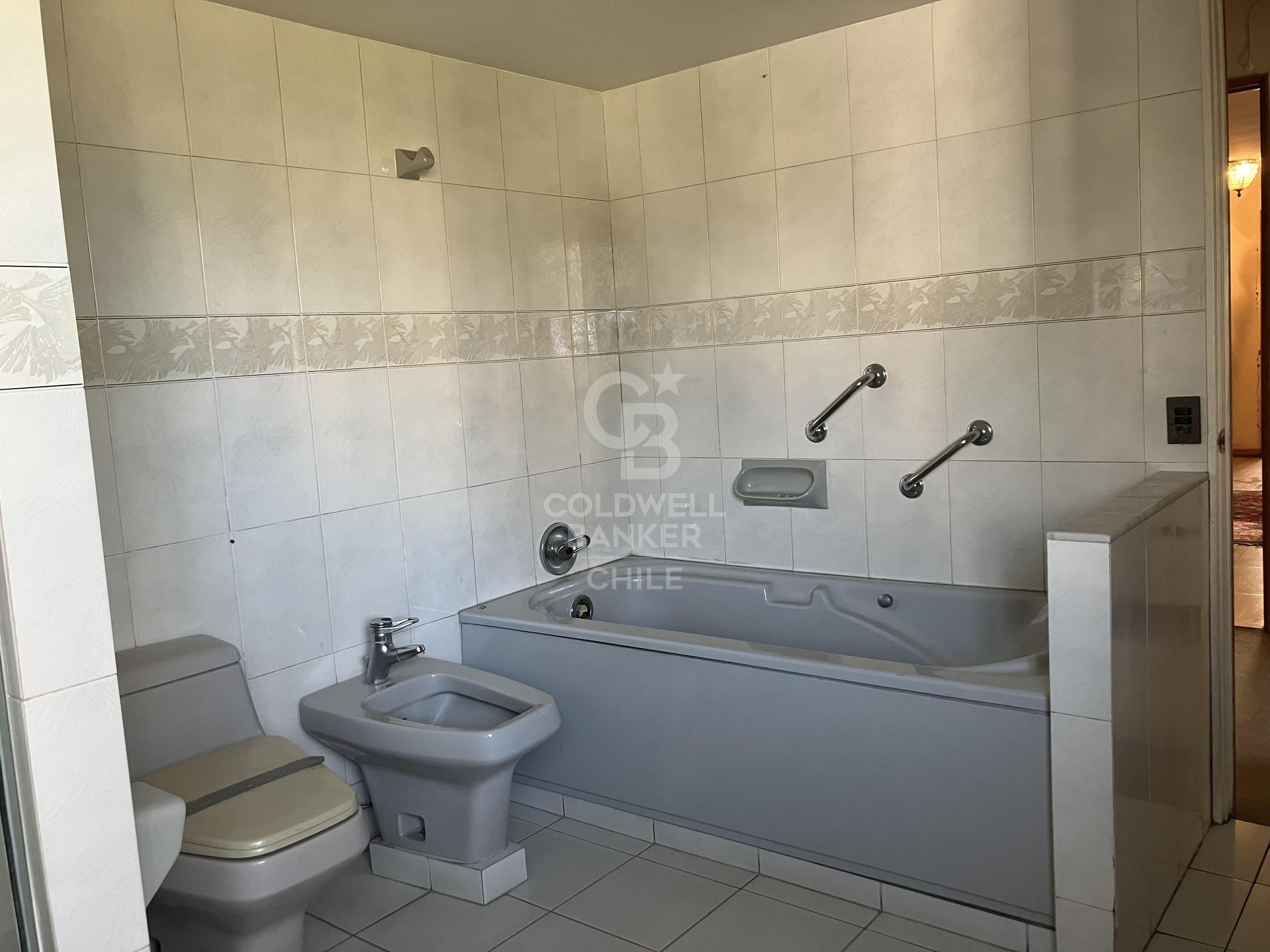 Las Condes, Chile, 4 Bedrooms Bedrooms, ,4 BathroomsBathrooms,Residential,For Sale,1709659