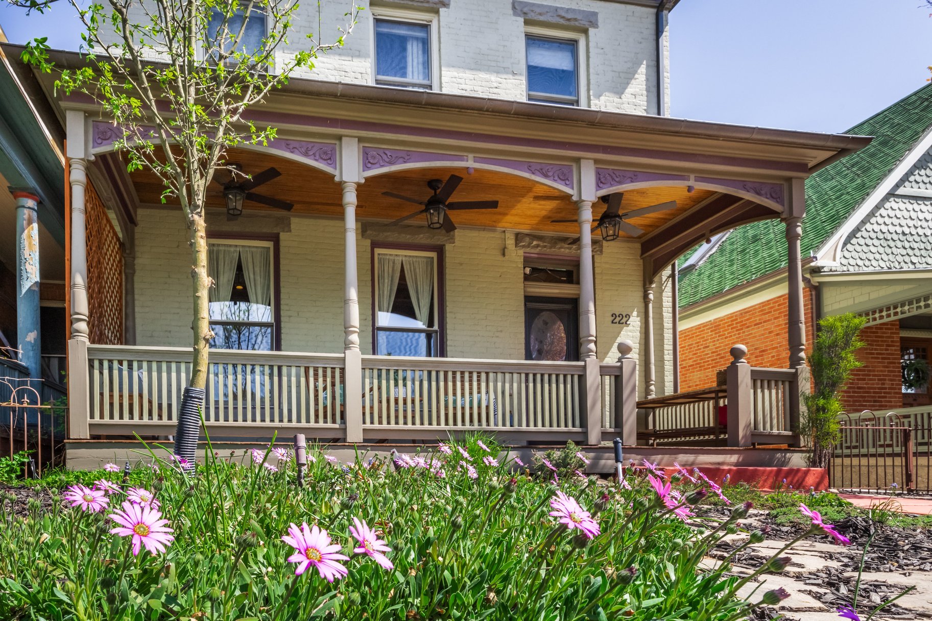  Historic 2-Story in Vibrant Marmalade - 物件實景