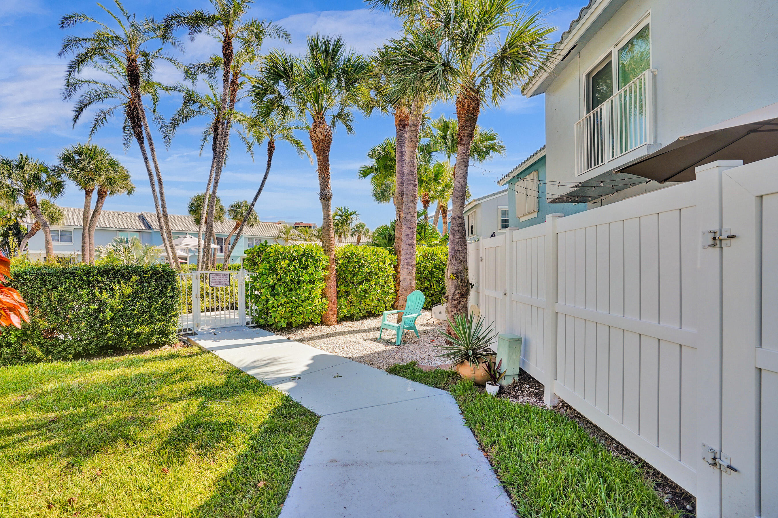 Boca Raton, Florida, 33487, United States, 3 Bedrooms Bedrooms, ,3 BathroomsBathrooms,Residential,For Sale,1986556