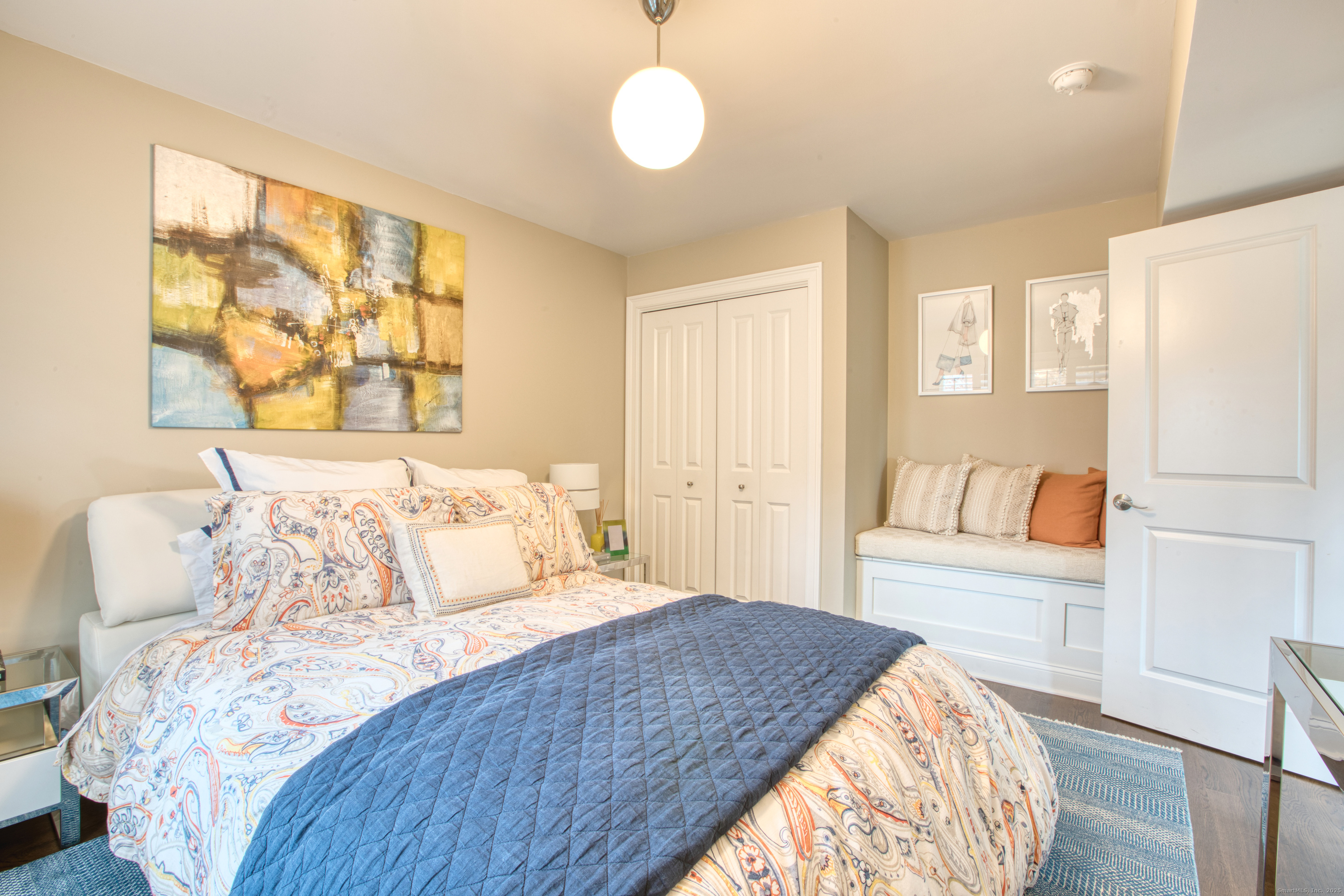 Greenwich, Connecticut, 06807, United States, 4 Bedrooms Bedrooms, ,4 BathroomsBathrooms,Residential,For Sale,1994508