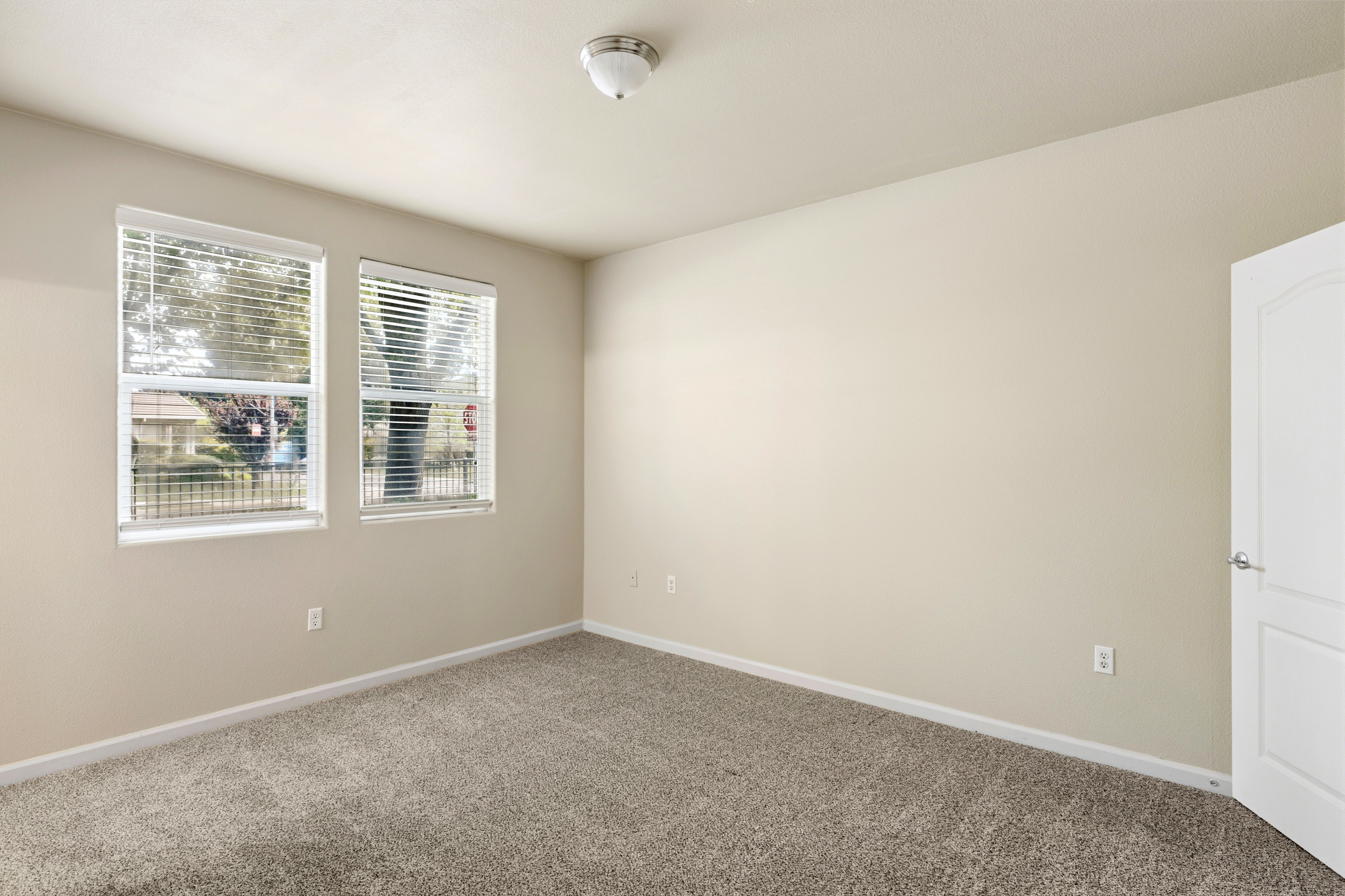  1900 Danbrook Drive, Sacramento, CA 95835 - 物件實景