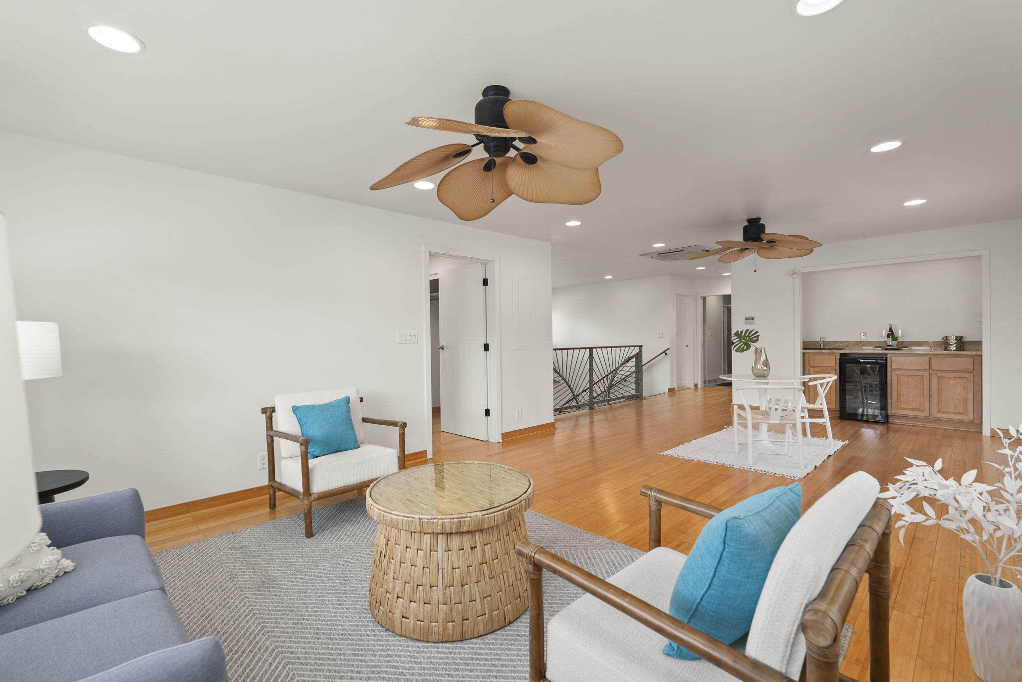 Kailua, Hawaii, 96734, United States, 6 Bedrooms Bedrooms, ,4 BathroomsBathrooms,Residential,For Sale,1981977