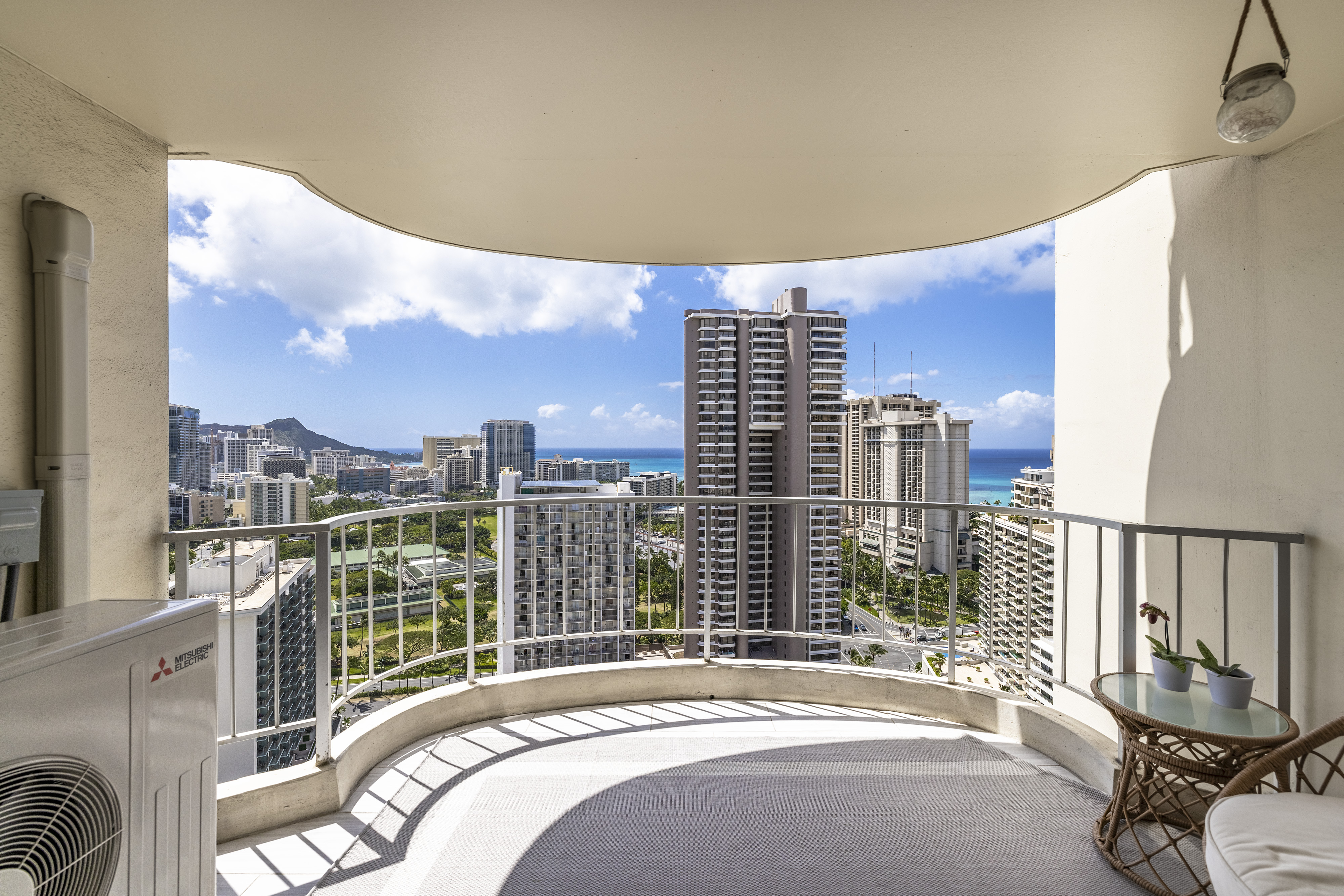 Honolulu, Hawaii, 96815, United States, 2 Bedrooms Bedrooms, ,2 BathroomsBathrooms,Residential,For Sale,1980604