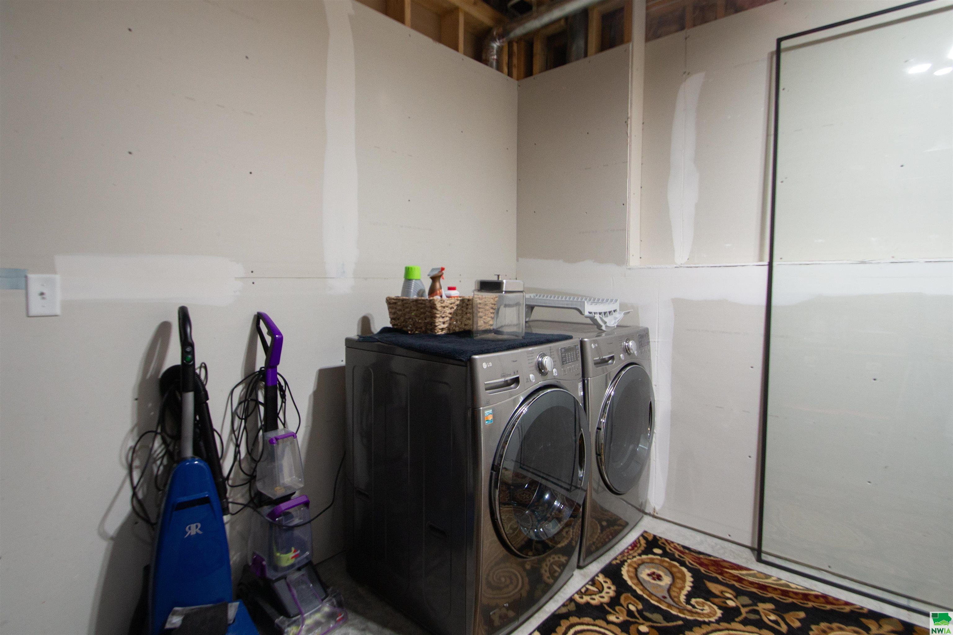 Dakota Dunes, South Dakota, 57049, United States, 3 Bedrooms Bedrooms, ,3 BathroomsBathrooms,Residential,For Sale,1984312