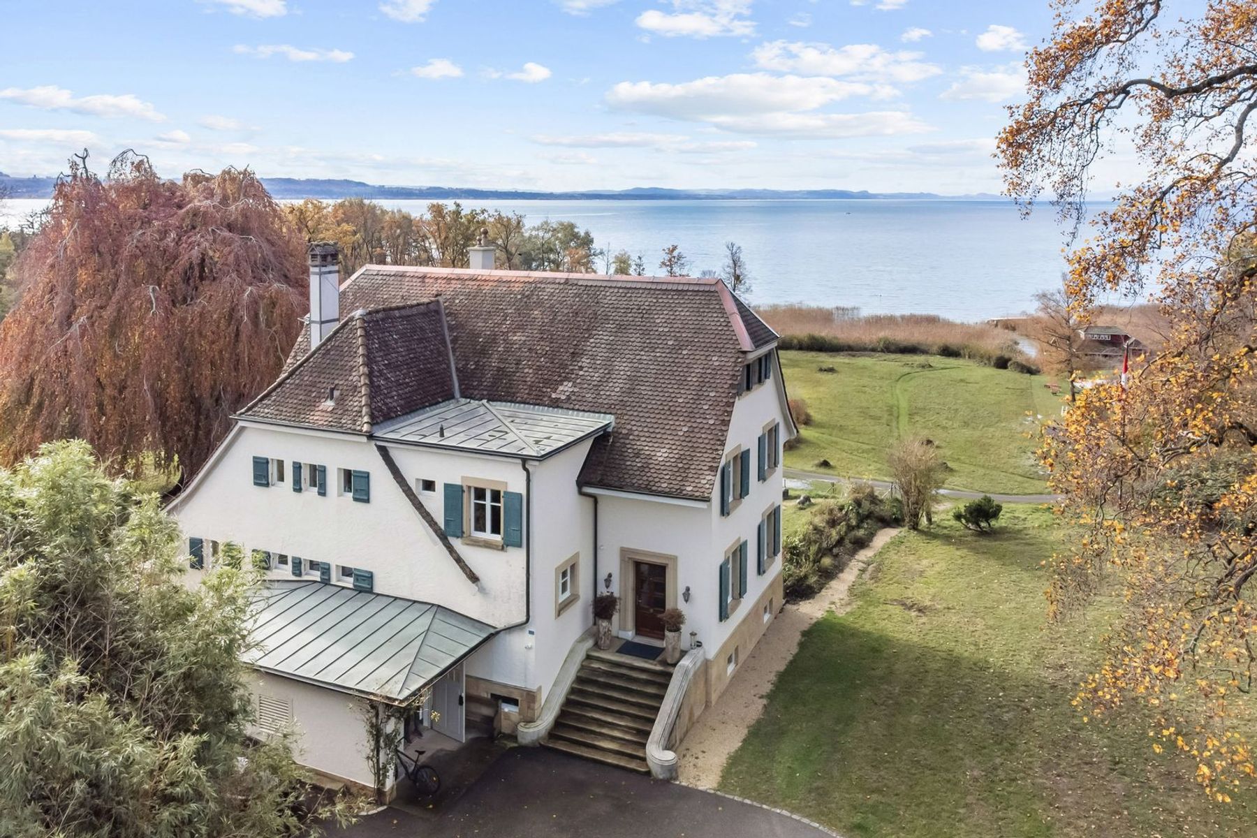  Exclusive waterfront property on Lake Neuchâtel - 物件實景