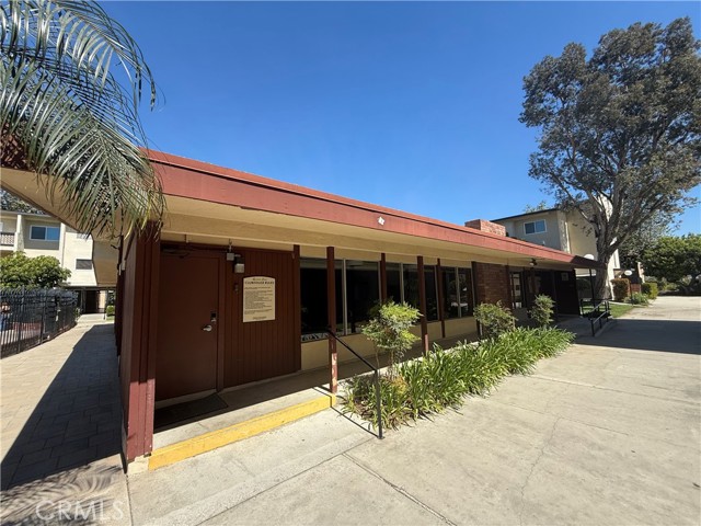 Seal Beach, California, 90740, United States, 2 Bedrooms Bedrooms, ,2 BathroomsBathrooms,Residential,For Sale,2027533