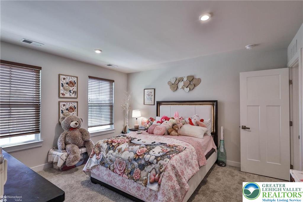 Bethlehem Twp, Pennsylvania, 18020, United States, 4 Bedrooms Bedrooms, ,4 BathroomsBathrooms,Residential,For Sale,1906832