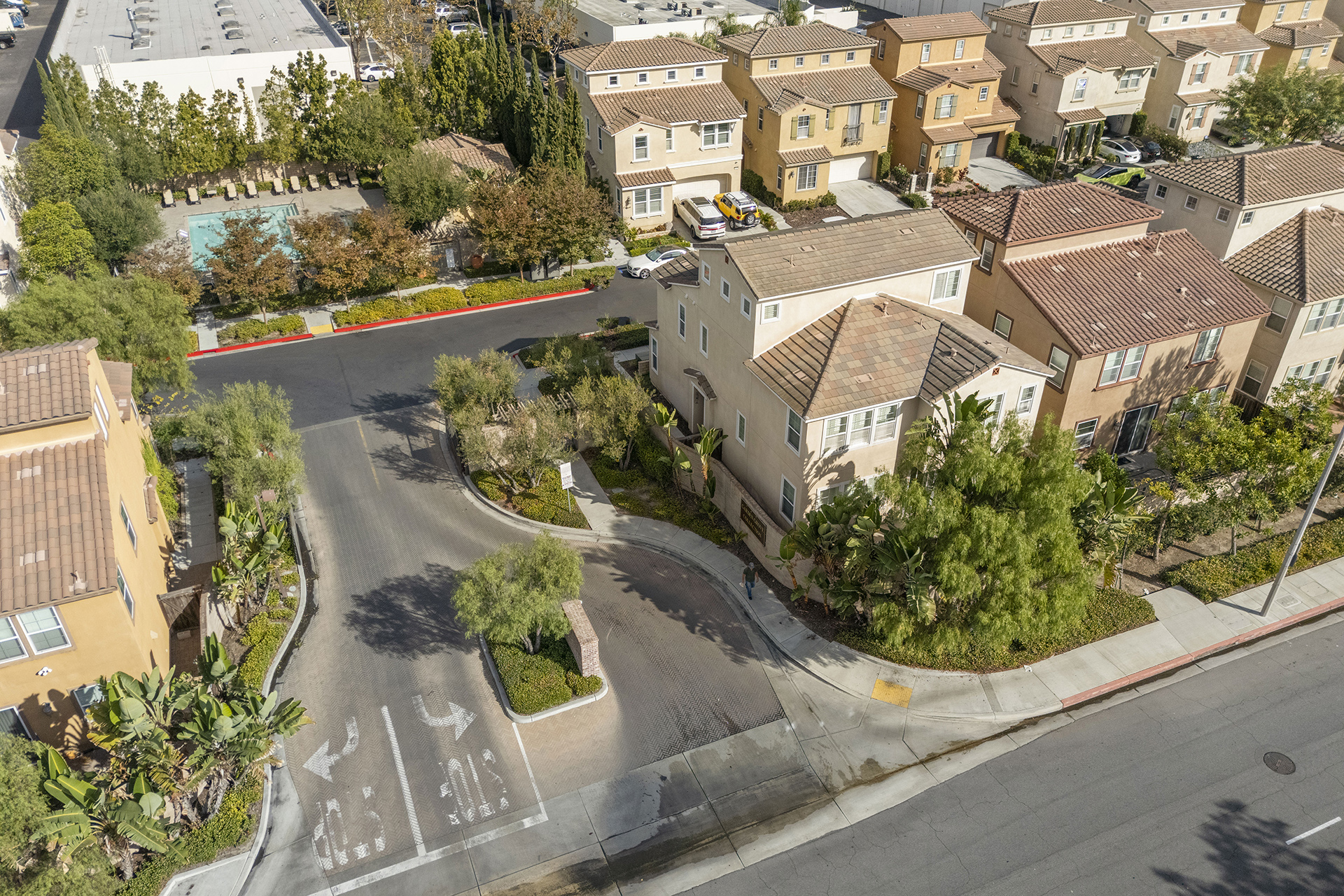 Garden Grove, California, 92843, United States, 5 Bedrooms Bedrooms, ,4 BathroomsBathrooms,Residential,For Sale,1986073