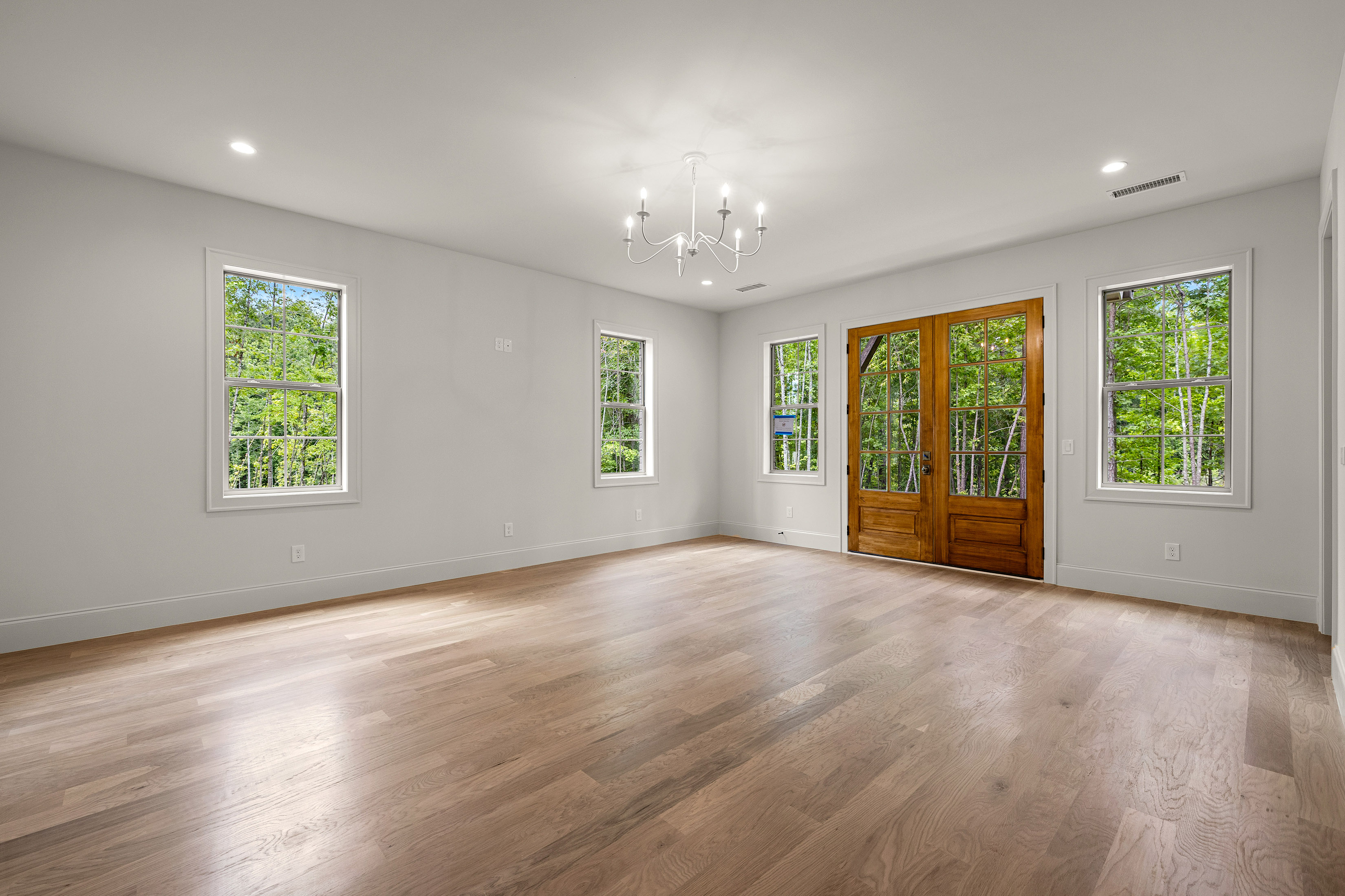  Beautiful New Construction With European Flair in Arbor Springs - 物件實景