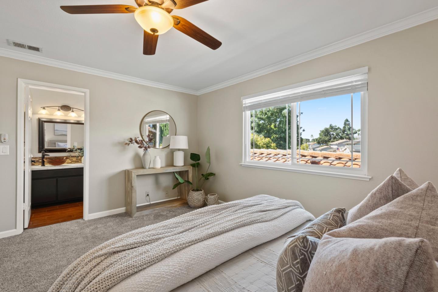 Morgan Hill, California, 95037, United States, 5 Bedrooms Bedrooms, ,3 BathroomsBathrooms,Residential,For Sale,1934202