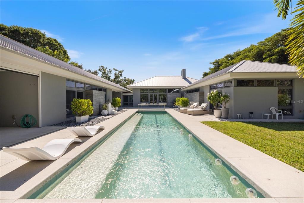 Sarasota, Florida, 34239, United States, 4 Bedrooms Bedrooms, ,5 BathroomsBathrooms,Residential,For Sale,1988202