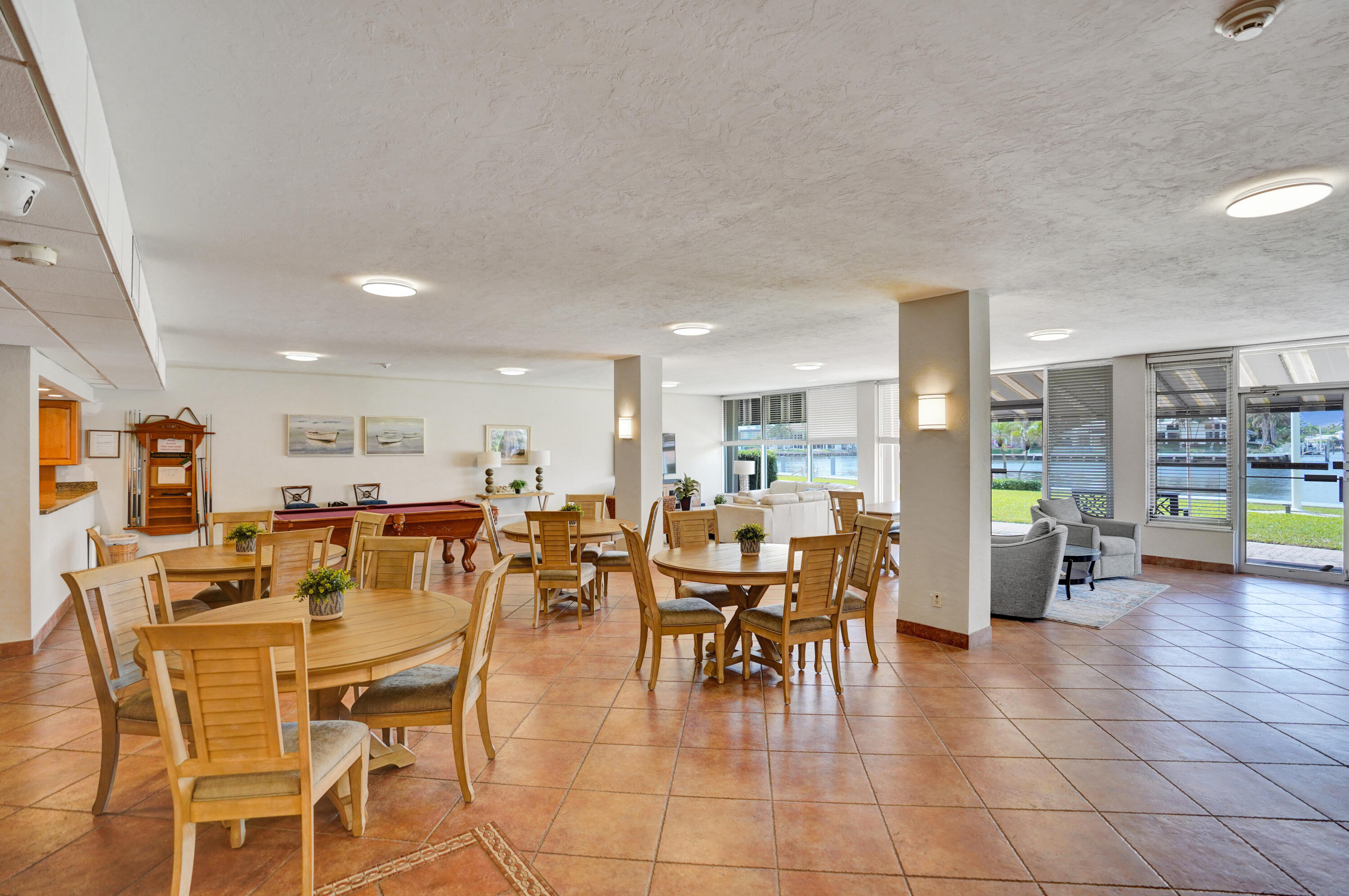 Highland Beach, Florida, 33487, United States, 2 Bedrooms Bedrooms, ,2 BathroomsBathrooms,Residential,For Sale,1828611