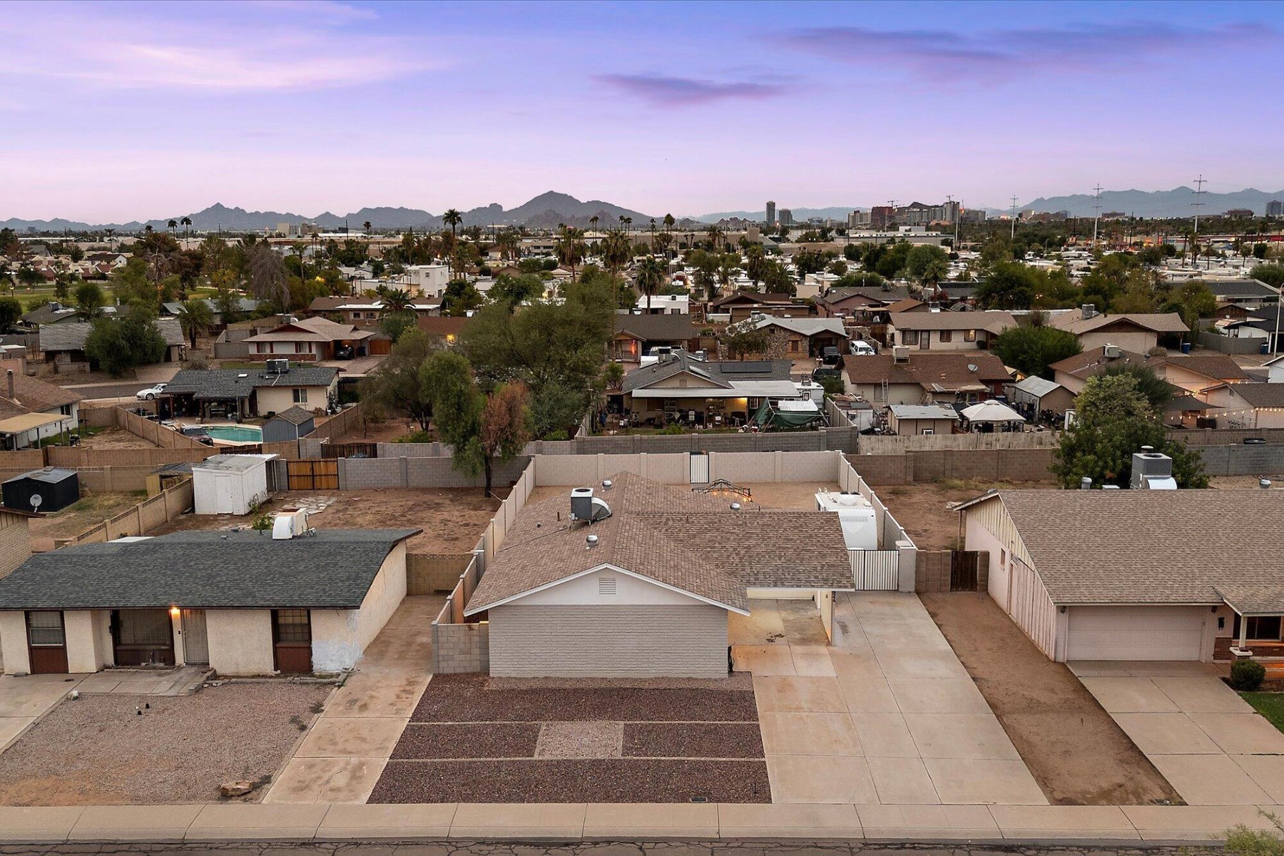  424 W Santa Cruz Drive¦Tempe, AZ - 物件實景