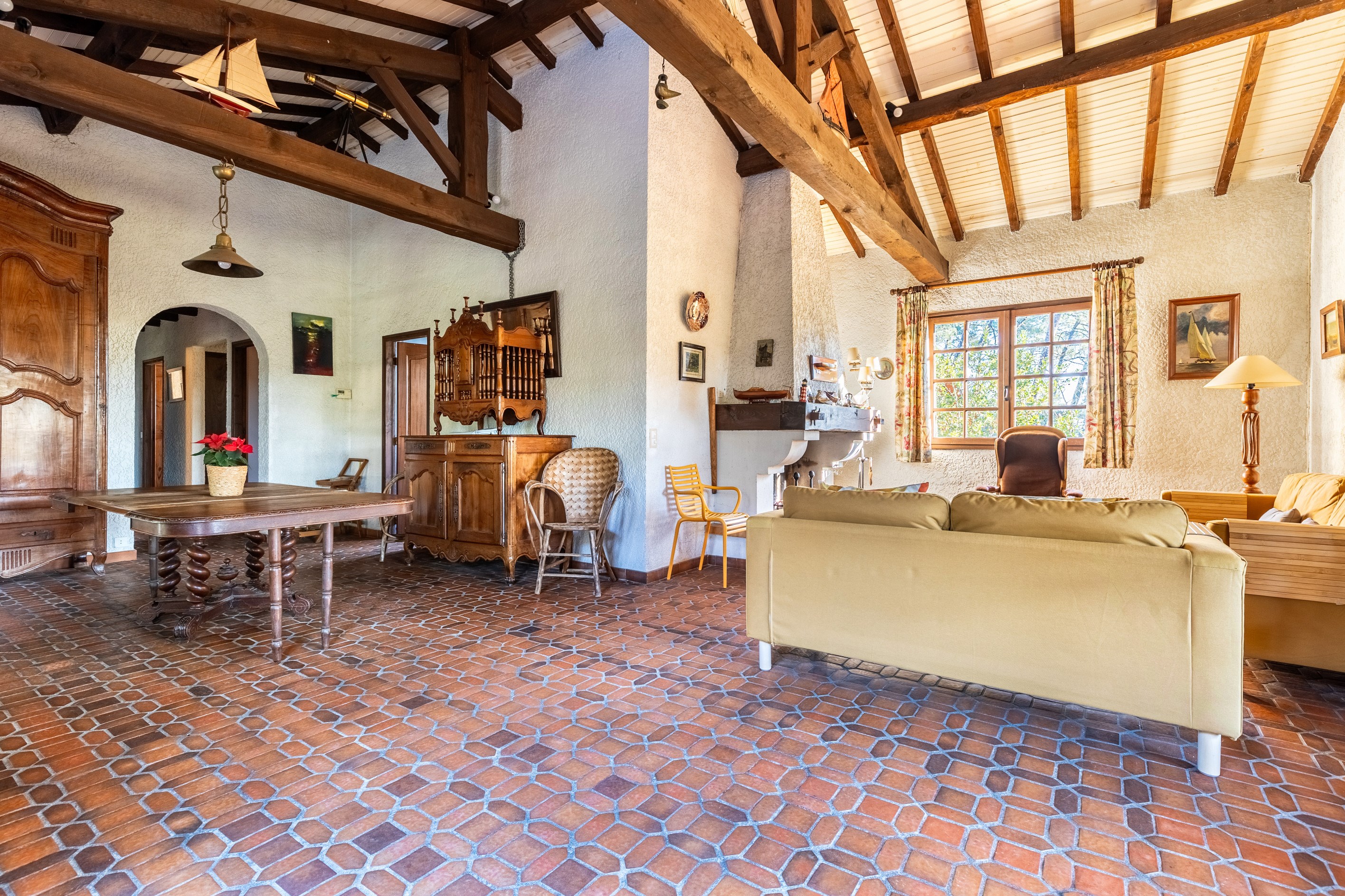  FAMILY VILLA IN A QUIET LOCATION NEAR THE MARKET OF PIRAILLAN - 物件實景