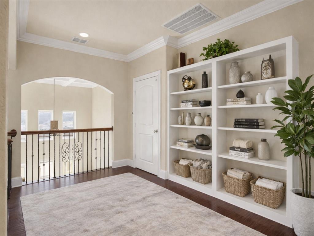 Grand Prairie, Texas, 75104, United States, 4 Bedrooms Bedrooms, ,5 BathroomsBathrooms,Residential,For Sale,2018050