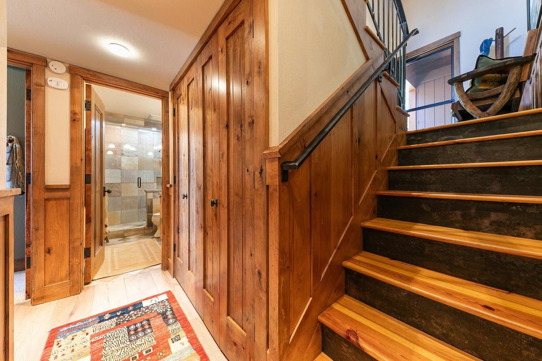  Rare Custom Lakeview Condominium Shows like a Model Home - 物件實景