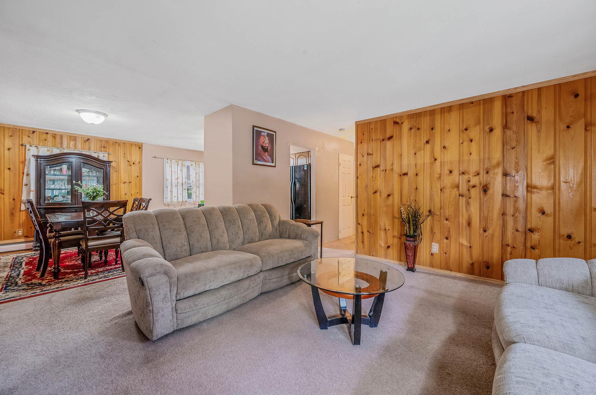 Centereach, New York, 11720, United States, 3 Bedrooms Bedrooms, ,3 BathroomsBathrooms,Residential,For Sale,1821298