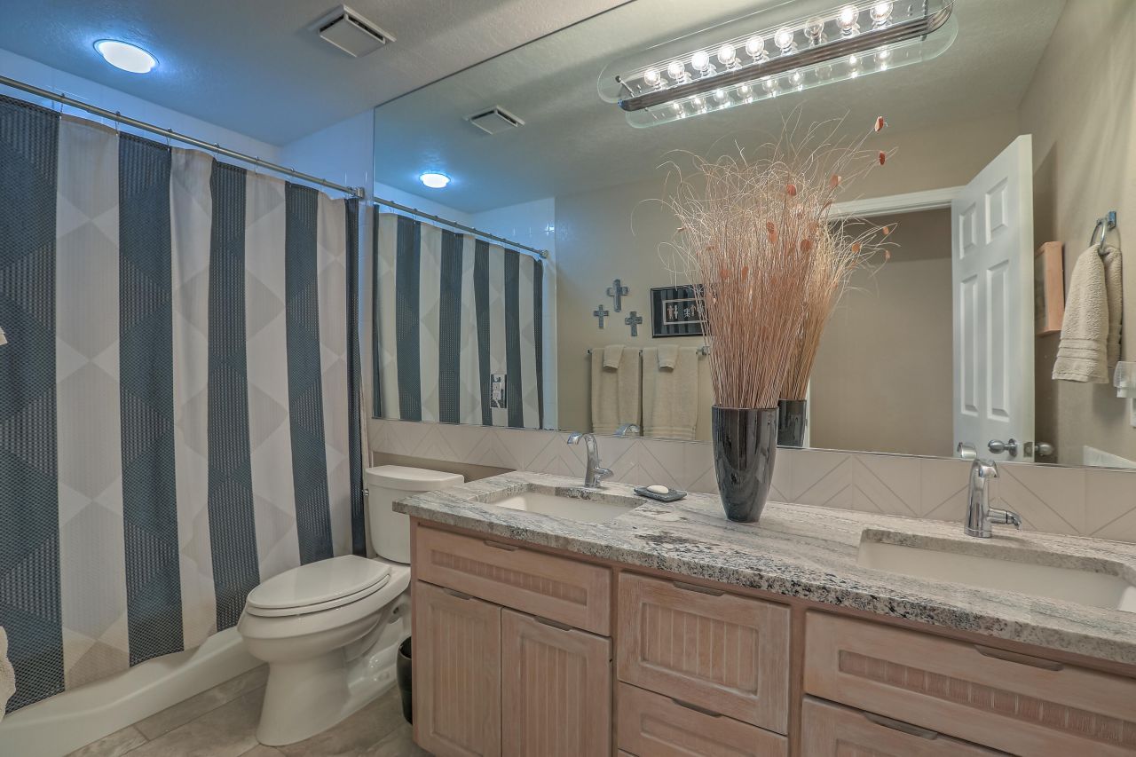 Albuquerque, New Mexico, 87112, United States, 4 Bedrooms Bedrooms, ,2 BathroomsBathrooms,Residential,For Sale,2002975