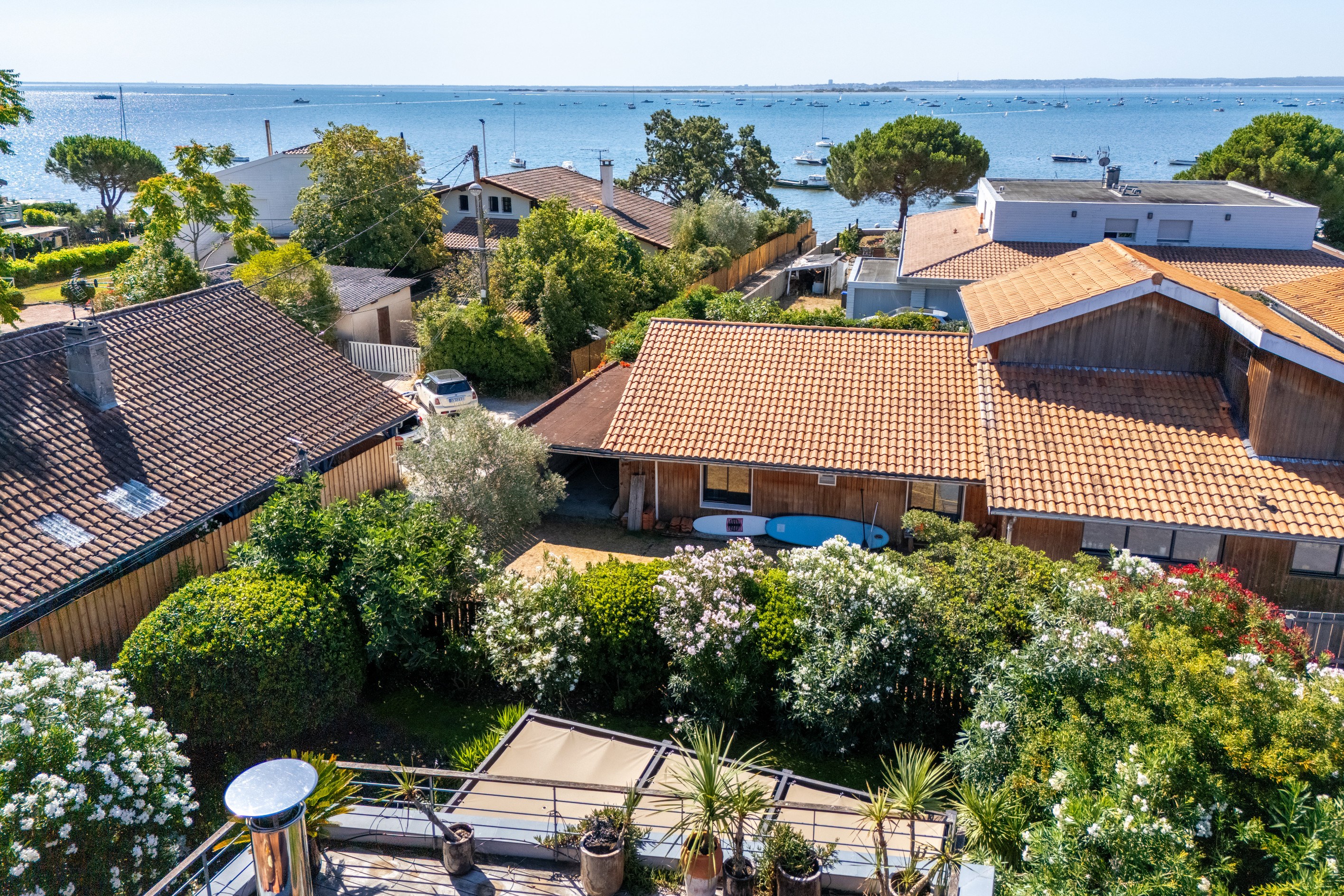  CAP FERRET PENINSULA - ARCHITECT-DESIGNED VILLA WITH VIEW OF THE BASSIN D