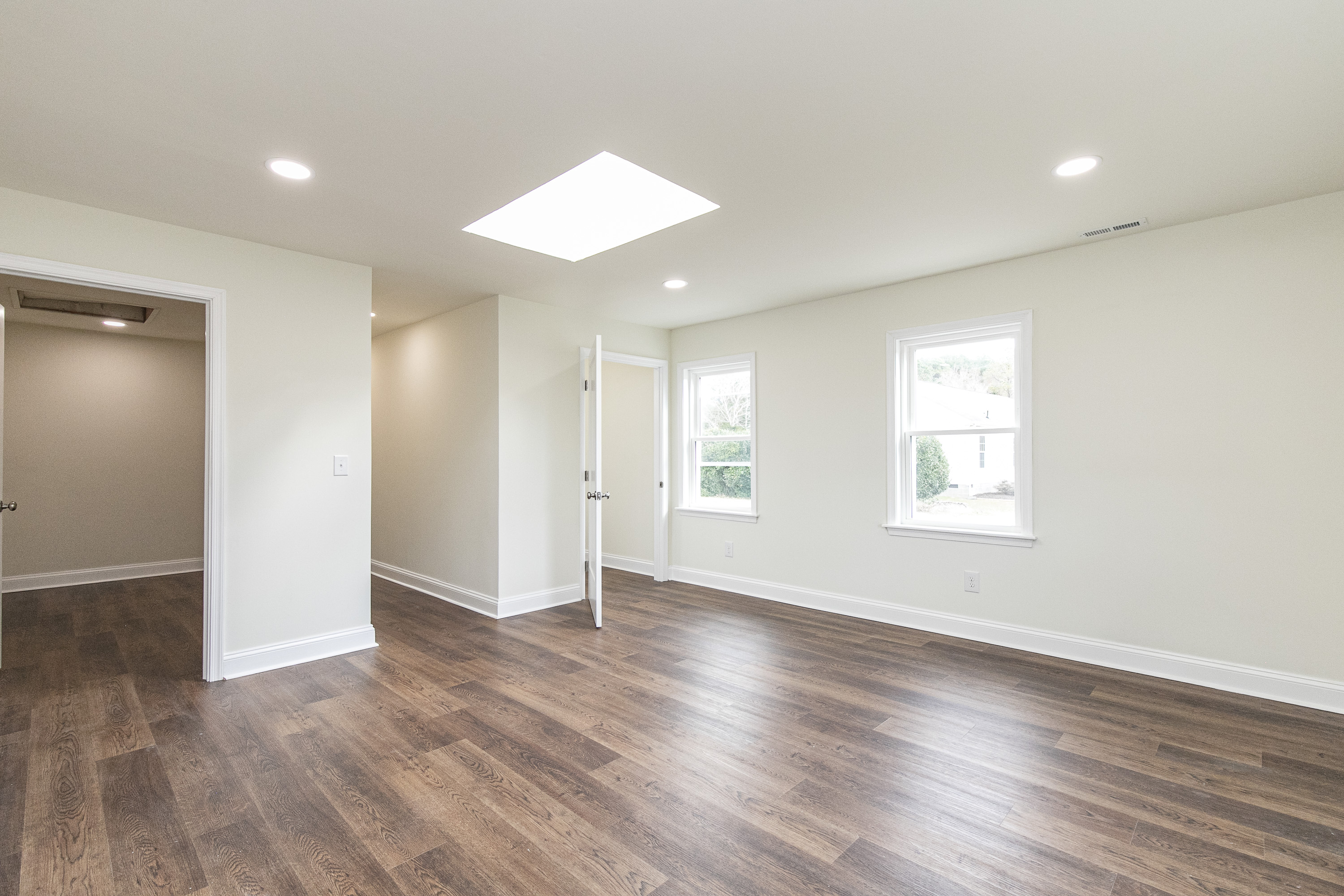 Onancock, Virginia, 23417, United States, 4 Bedrooms Bedrooms, ,3 BathroomsBathrooms,Residential,For Sale,1995976