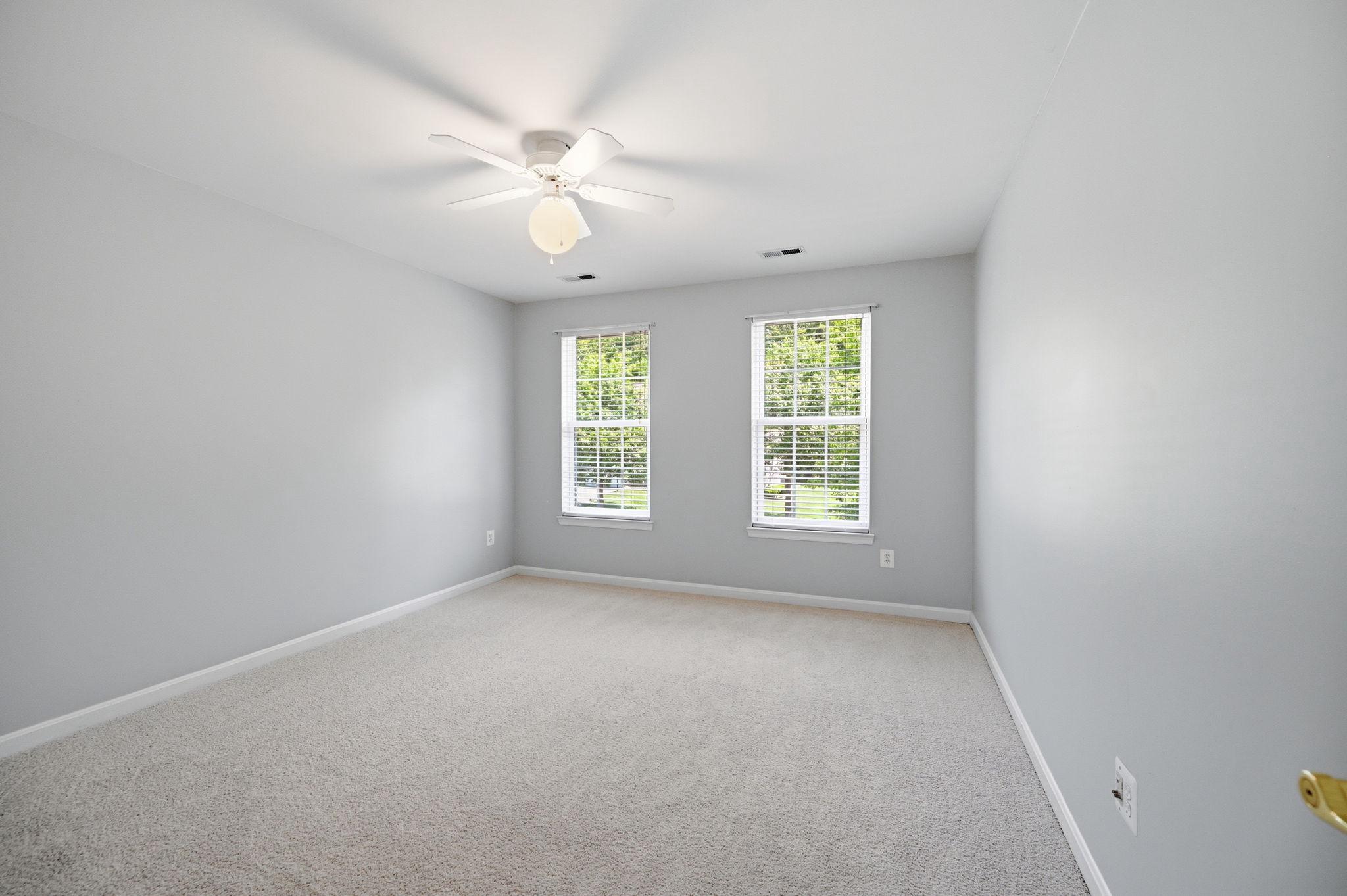 Triangle, Virginia, 22172, United States, 5 Bedrooms Bedrooms, ,4 BathroomsBathrooms,Residential,For Sale,2048381