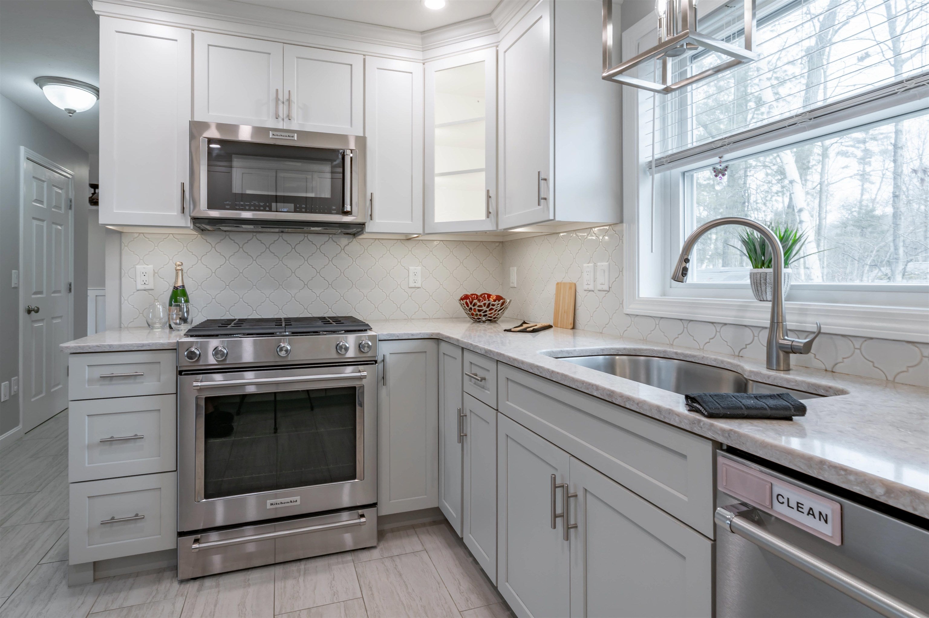 Hooksett, New Hampshire, 03106, United States, 3 Bedrooms Bedrooms, ,1 BathroomBathrooms,Residential,For Sale,2002155