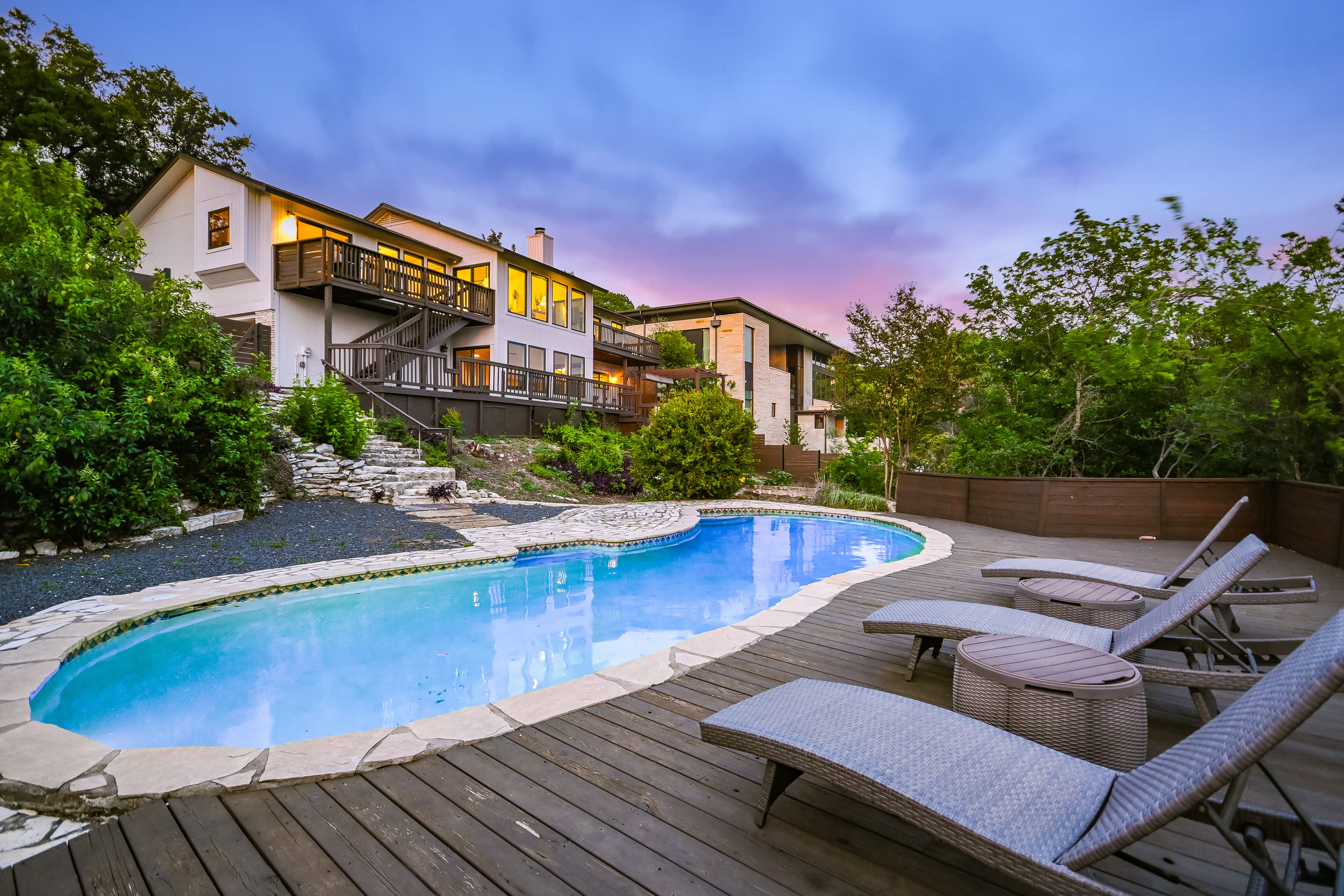  Hill Country Serenity in the Heart of Eanes ISD - 物件實景