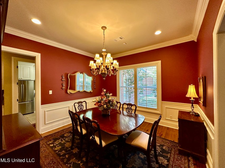 Clinton, Mississippi, 39056, United States, 5 Bedrooms Bedrooms, ,3 BathroomsBathrooms,Residential,For Sale,1904228
