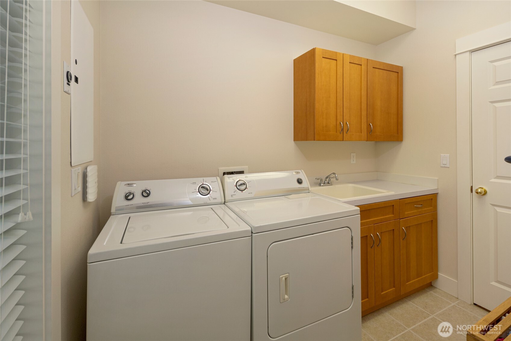 Friday Harbor, Washington, 98250, United States, 2 Bedrooms Bedrooms, ,3 BathroomsBathrooms,Residential,For Sale,1818388