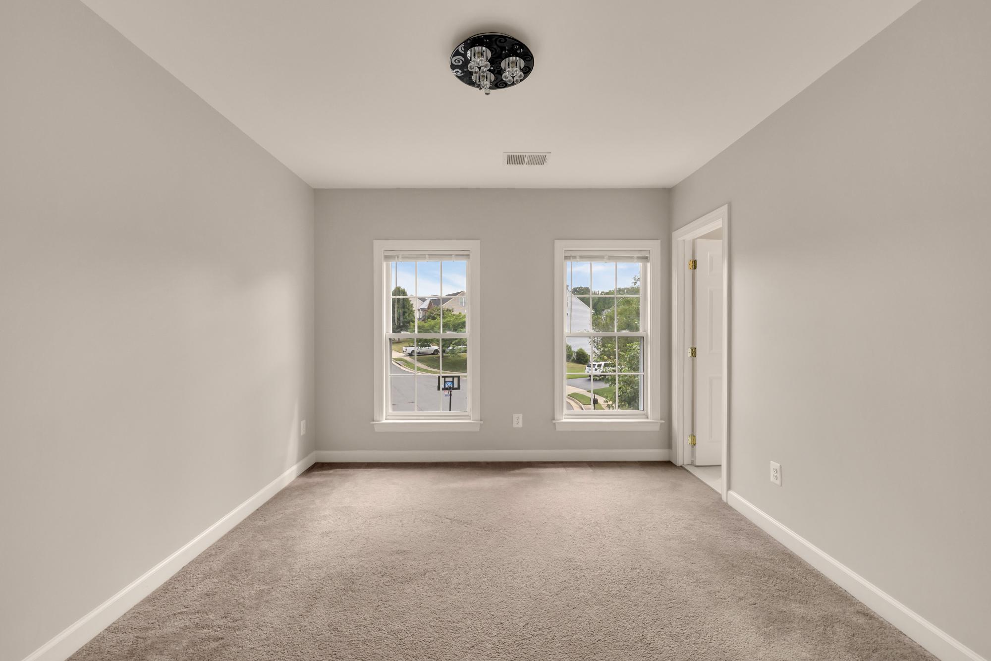  3232 Lost Pond Court, Triangle, VA, 22172 - 物件實景