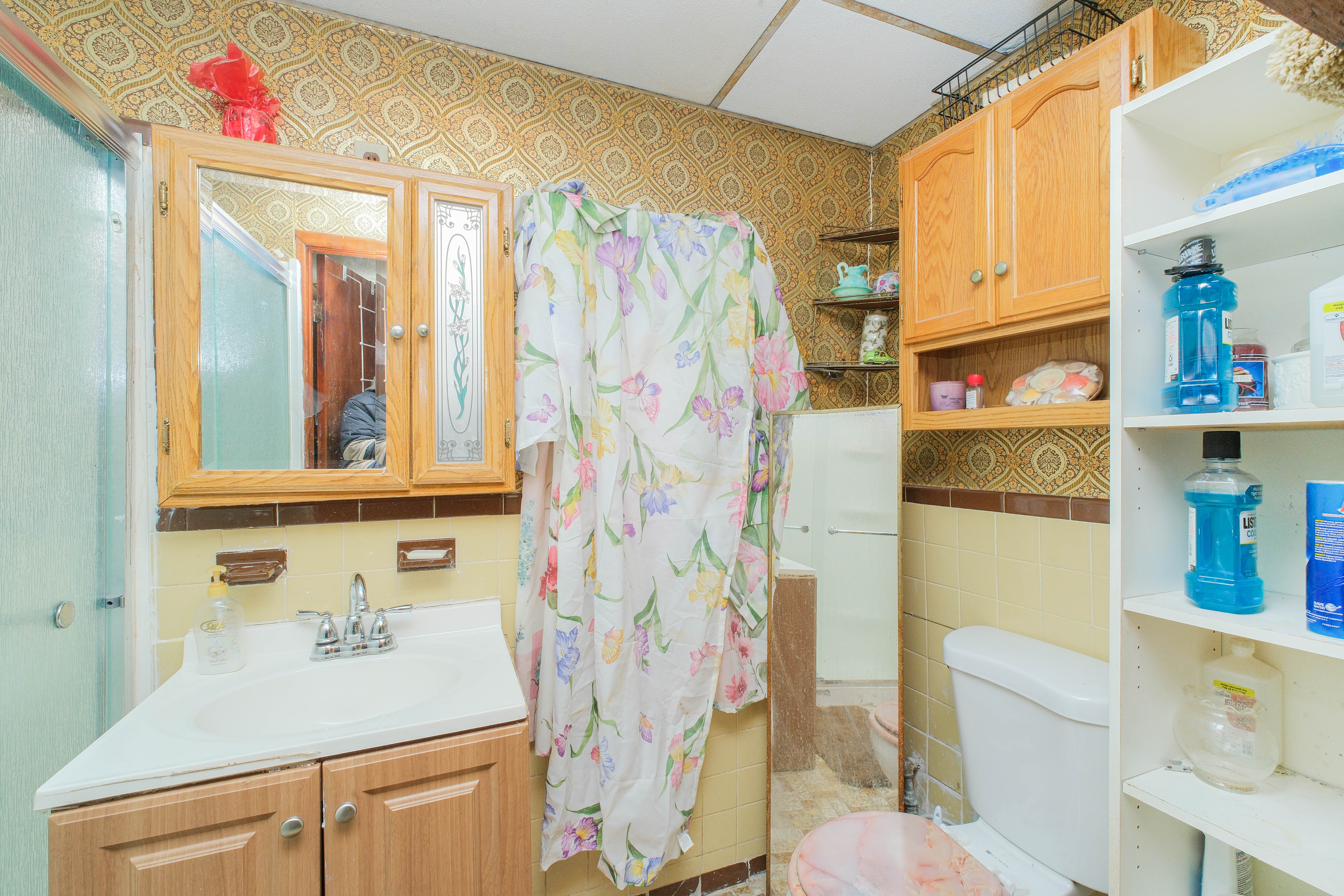 Brooklyn, New York, 11225, United States, 4 Bedrooms Bedrooms, ,1 BathroomBathrooms,Residential,For Sale,1763201