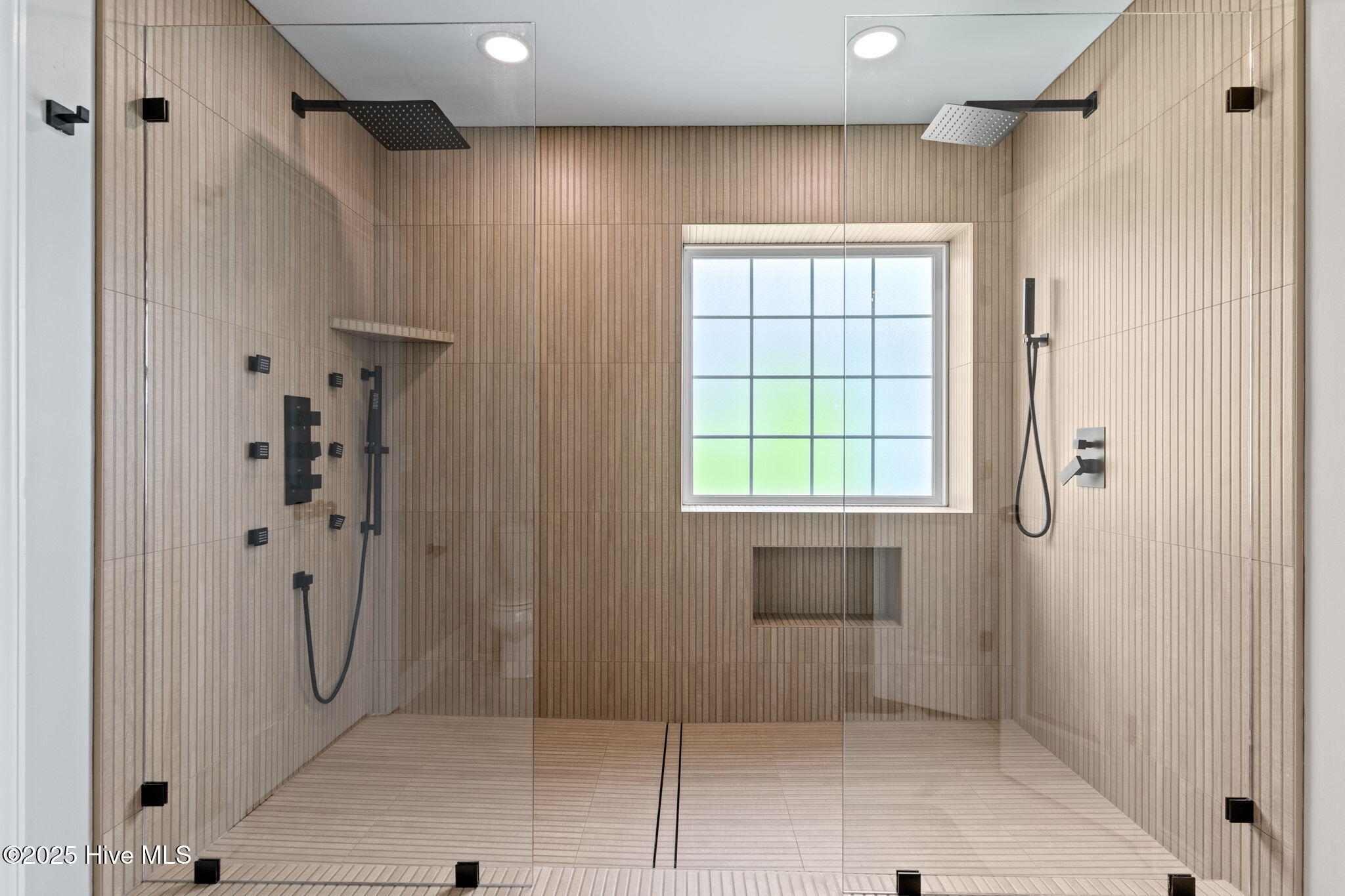 Oak Island, North Carolina, 28465, United States, 10 Bedrooms Bedrooms, ,7 BathroomsBathrooms,Residential,For Sale,1975431