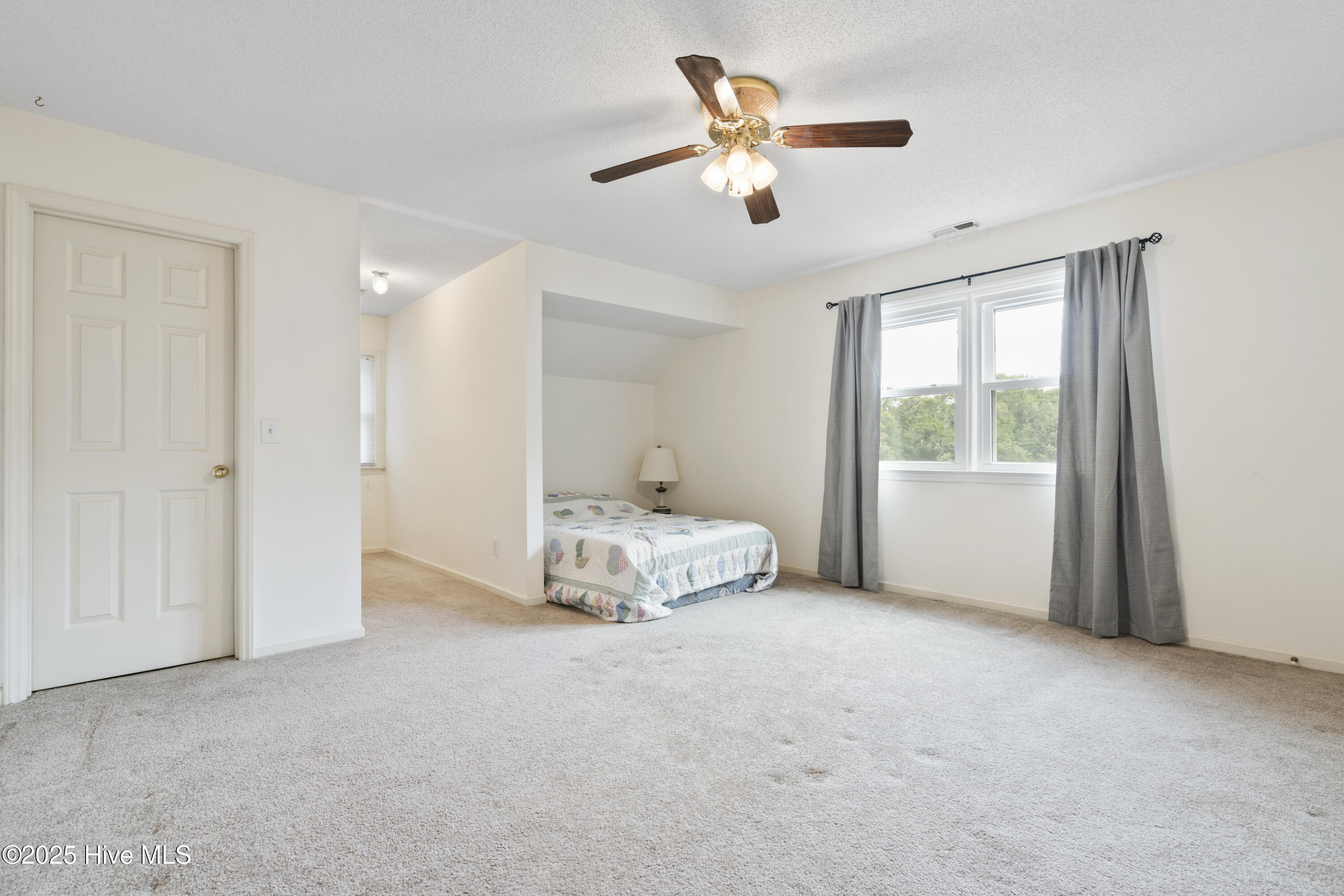 Oak Island, North Carolina, 28465, United States, 3 Bedrooms Bedrooms, ,2 BathroomsBathrooms,Residential,For Sale,1877293