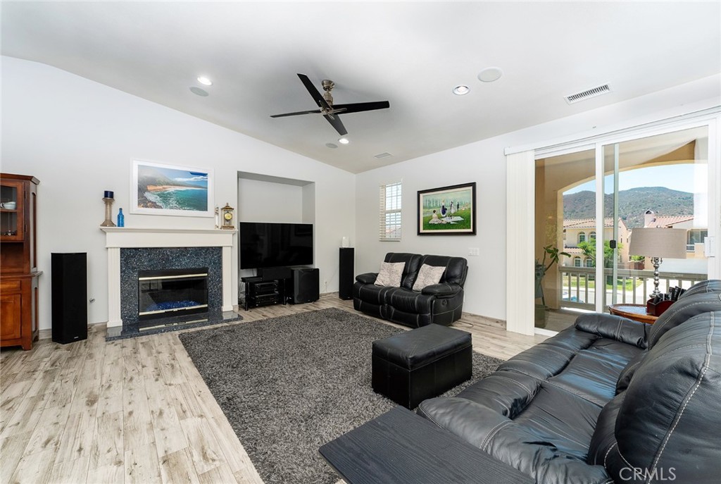 Wildomar, California, 92595, United States, 4 Bedrooms Bedrooms, ,3 BathroomsBathrooms,Residential,For Sale,1860862