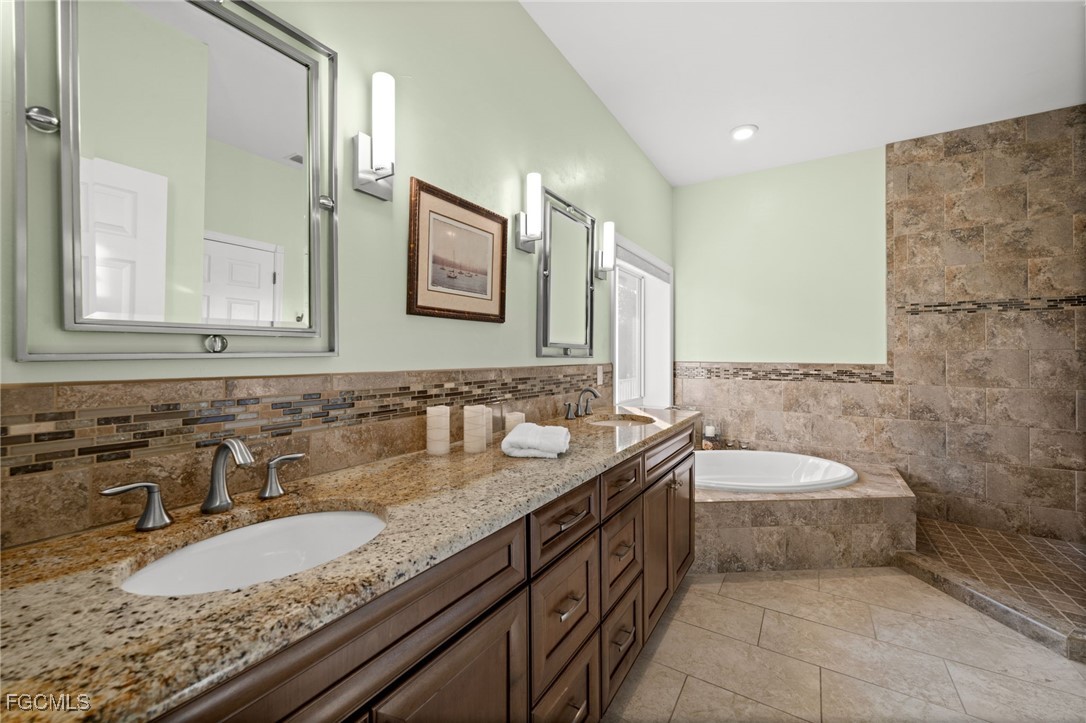 St James City, Florida, 33956, United States, 3 Bedrooms Bedrooms, ,3 BathroomsBathrooms,Residential,For Sale,1998711