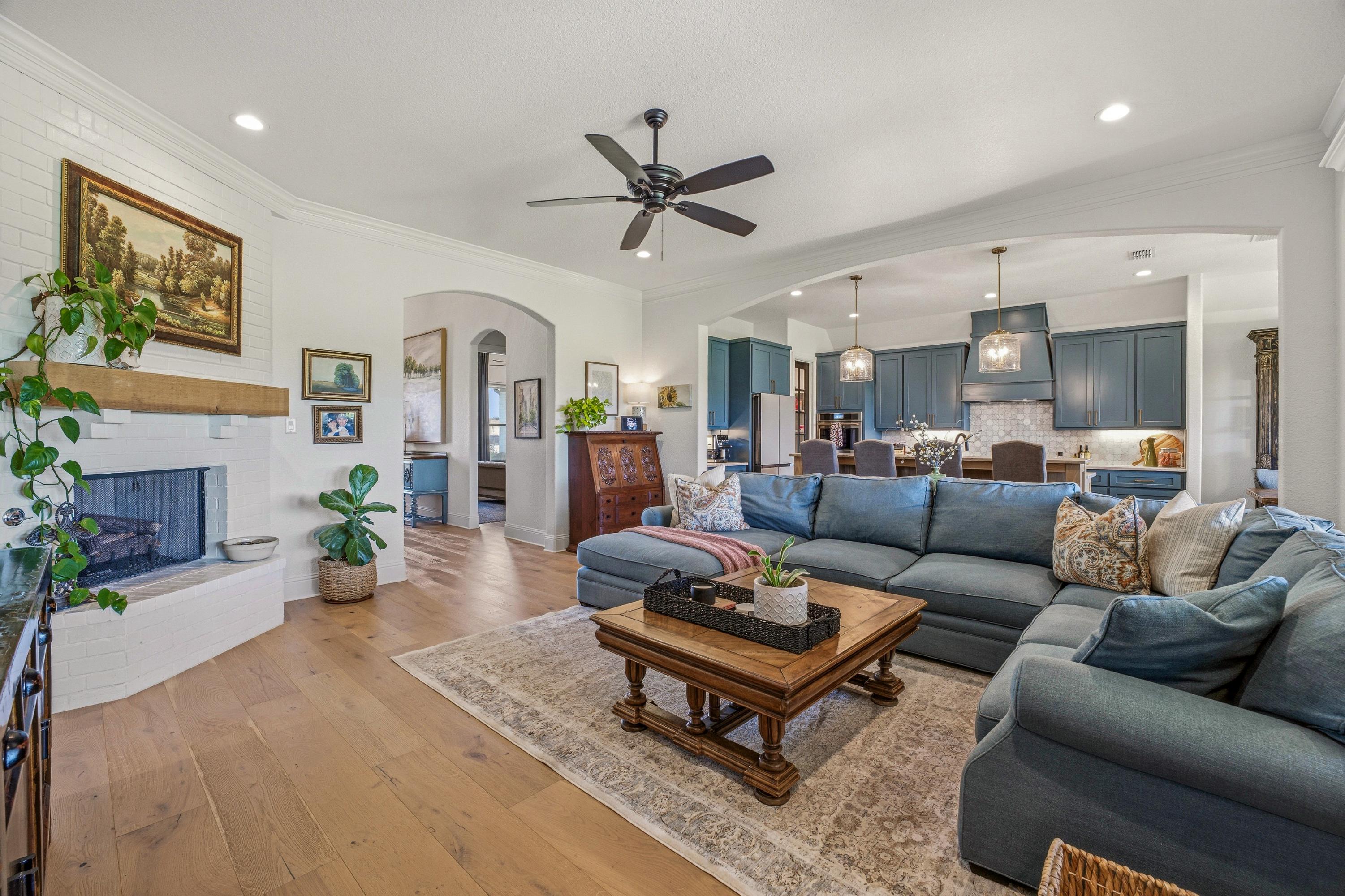  1349 Crown Valley Drive, Weatherford, TX, 76087 - 物件實景