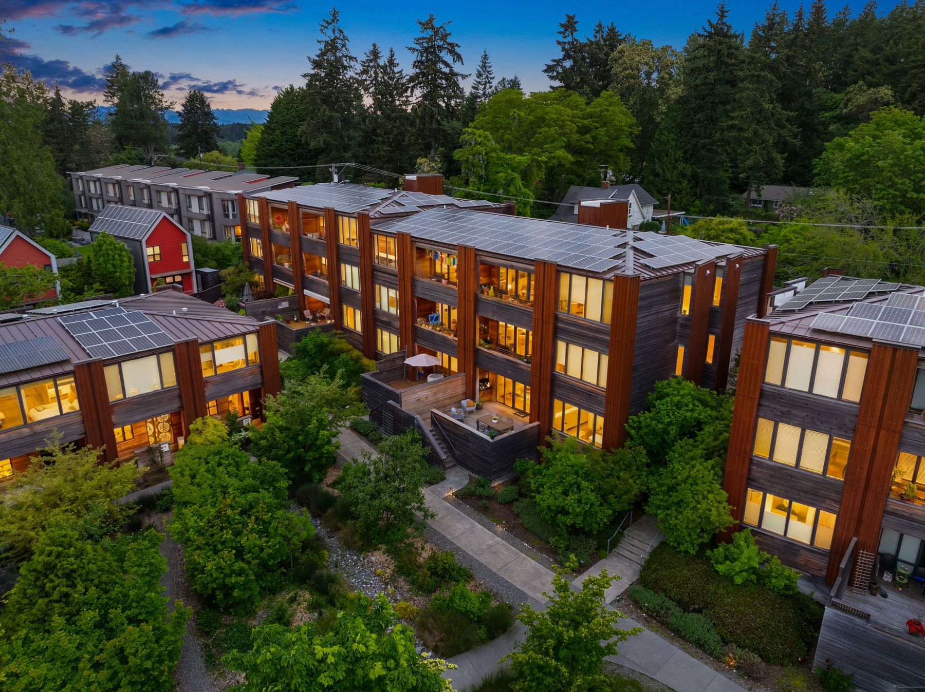  221 Wyatt Way NW, Unit A104, Bainbridge Island, WA 98110 - 物件實景