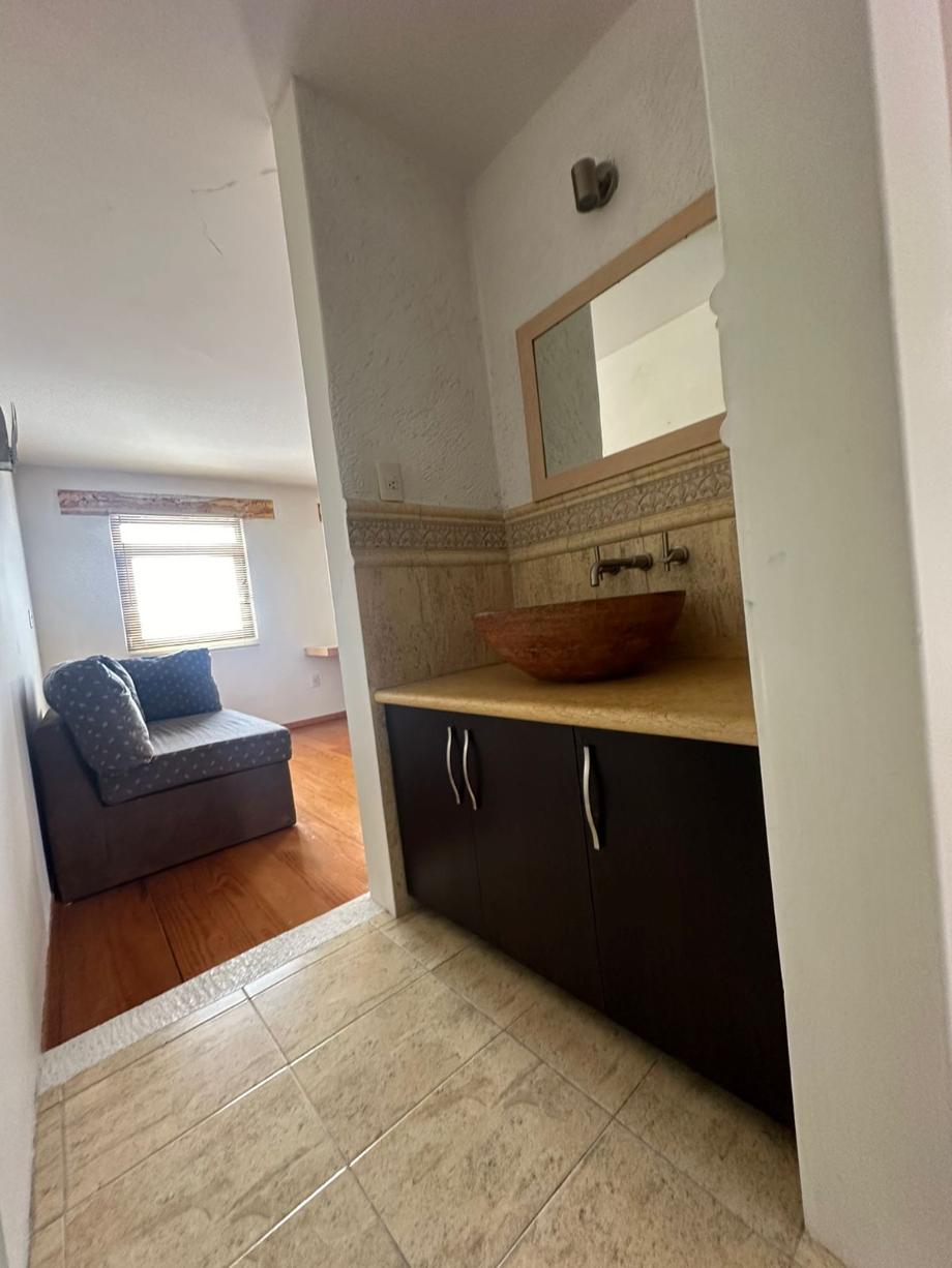 INSURGENTES, Metepec, Estado de méxico, 52172, Mexico, 4 Bedrooms Bedrooms, ,4 BathroomsBathrooms,Residential,For Sale,INSURGENTES,1628764