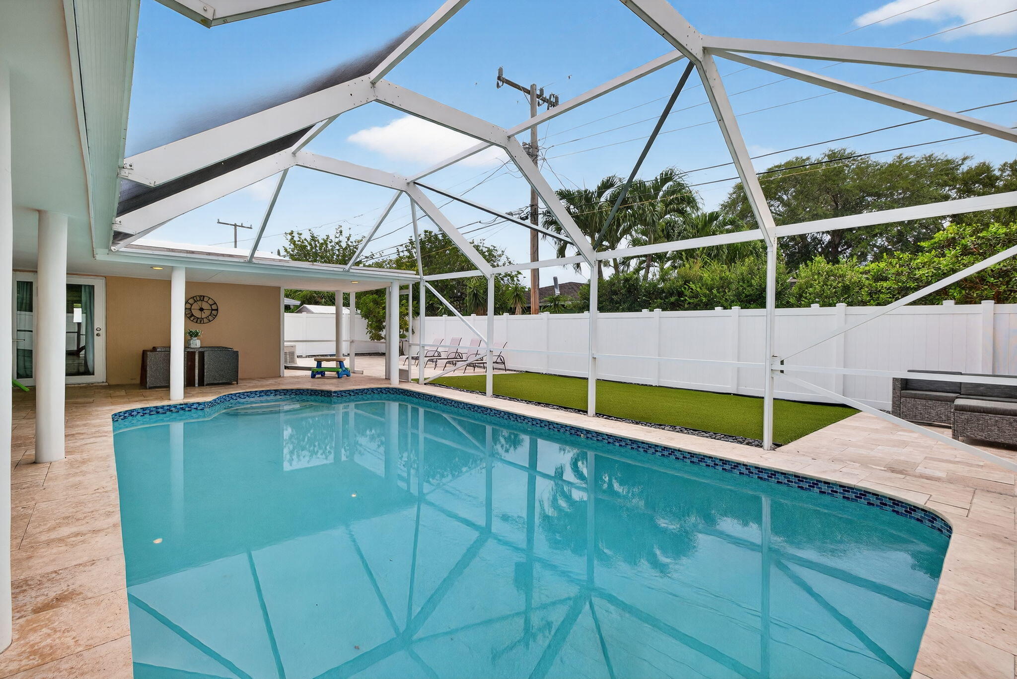 Fort Lauderdale, Florida, 33334, United States, 3 Bedrooms Bedrooms, ,2 BathroomsBathrooms,Residential,For Sale,1940437