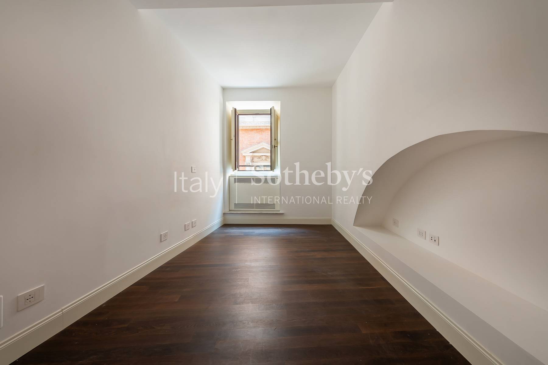  Prestigious Apartment with Terrace in the historic center - 物件實景