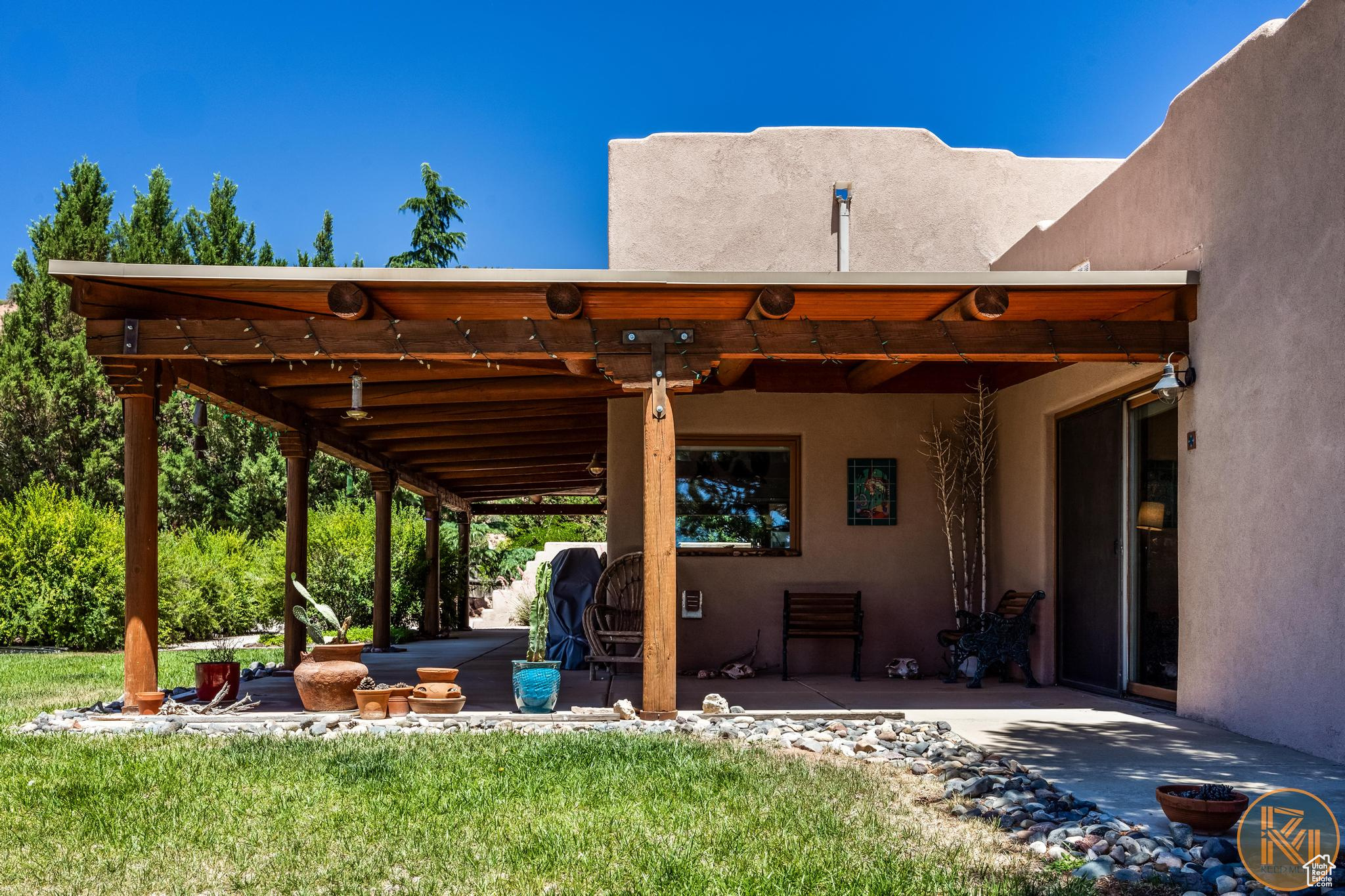 Kanab, Utah, 84741, United States, 2 Bedrooms Bedrooms, ,3 BathroomsBathrooms,Residential,For Sale,1903679