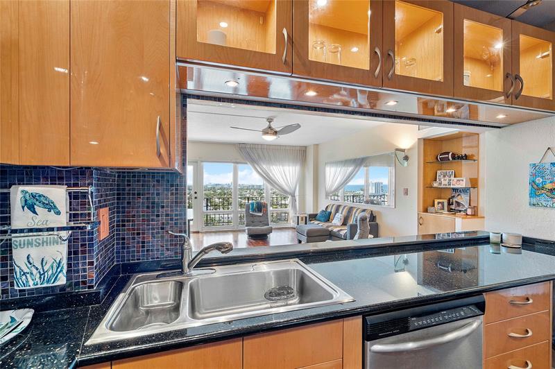 Fort Lauderdale, Florida, 33301, United States, 2 Bedrooms Bedrooms, ,2 BathroomsBathrooms,Residential,For Sale,1940405