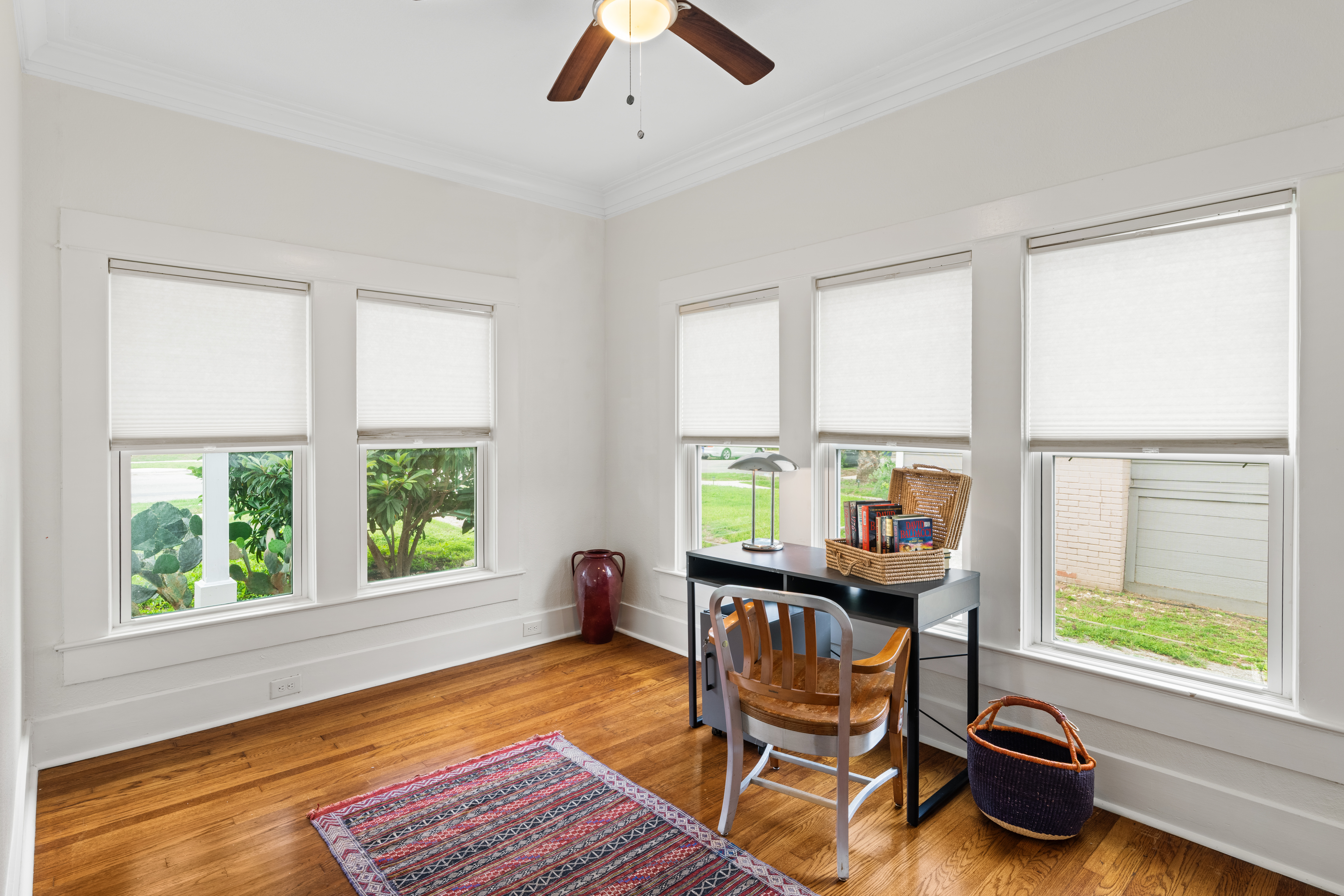  Charming Cottage in Highland Park - 物件實景