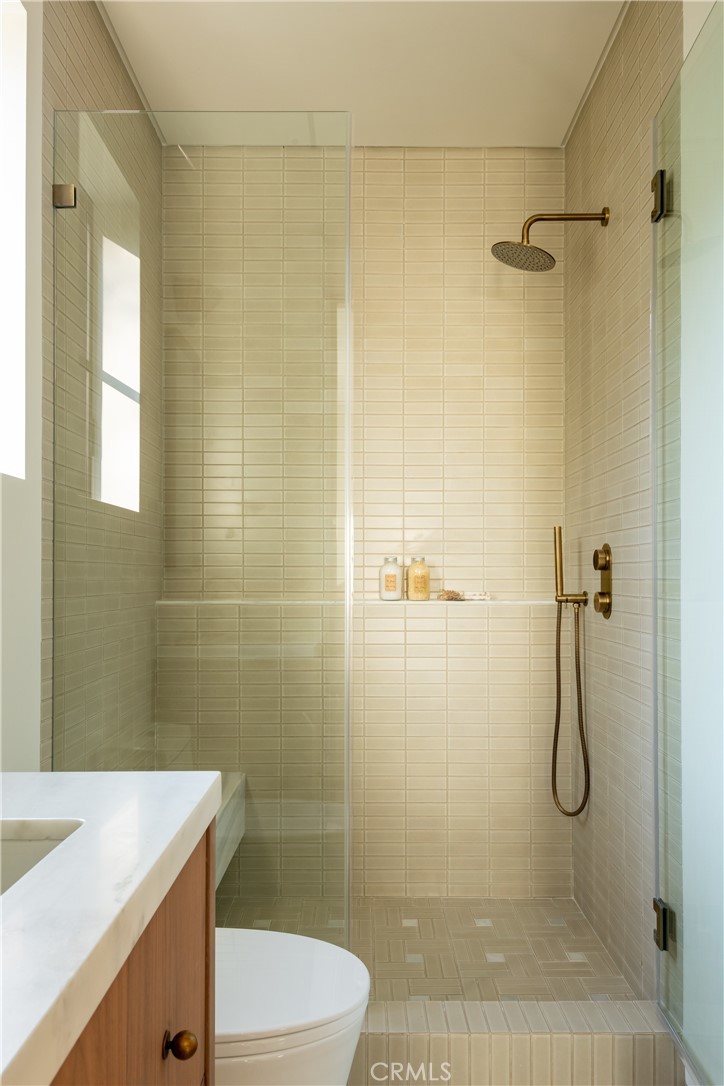 Sherman Oaks, California, 91423, United States, 6 Bedrooms Bedrooms, ,7 BathroomsBathrooms,Residential,For Sale,1990929