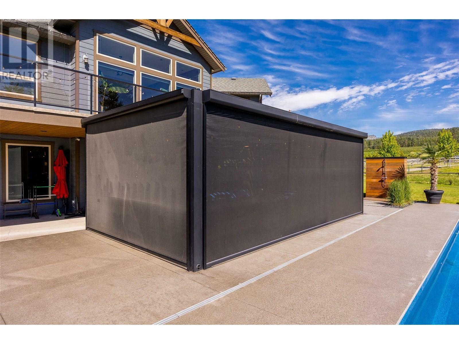 KELOWNA, British Columbia, V1W 4C5, CA, 5 Bedrooms Bedrooms, ,3 BathroomsBathrooms,Residential,For Sale,1883481