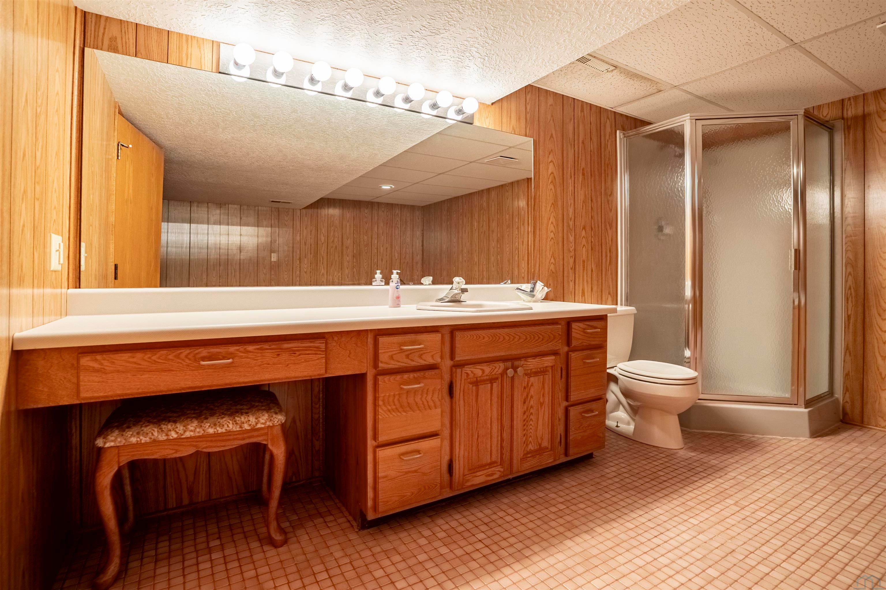 Sioux City, Iowa, 51108, United States, 3 Bedrooms Bedrooms, ,4 BathroomsBathrooms,Residential,For Sale,2035847