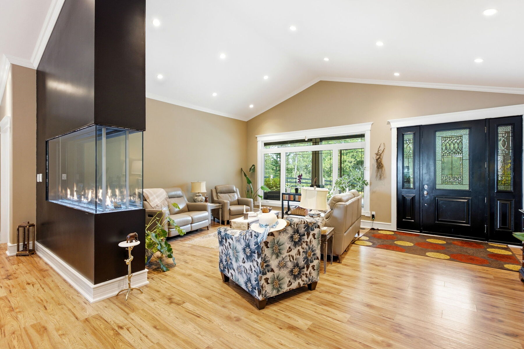  Exceptional Waterfront Estate - 物件實景