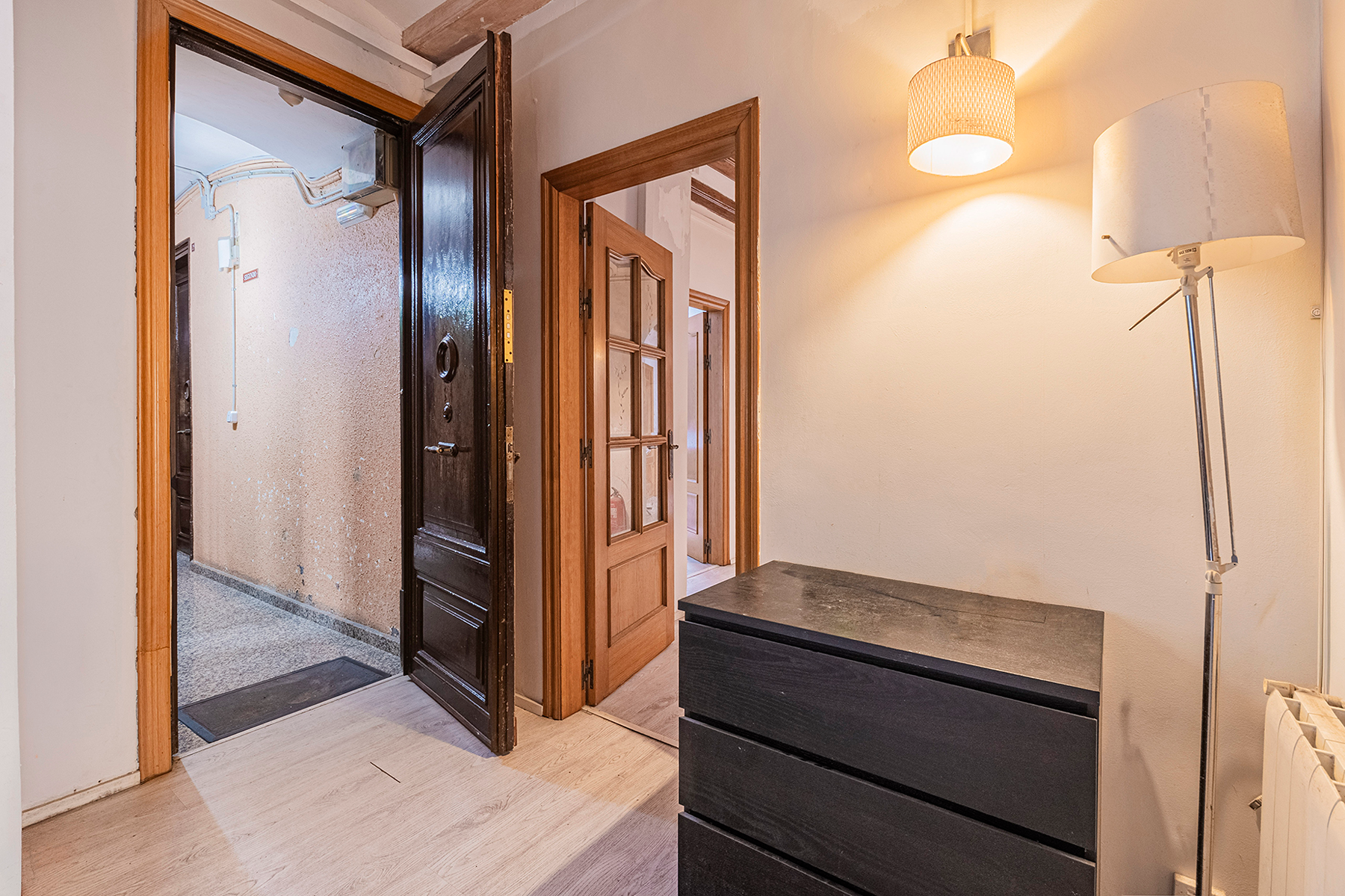  Large 242 m2 property with lots of character in the Gothic area - 物件實景