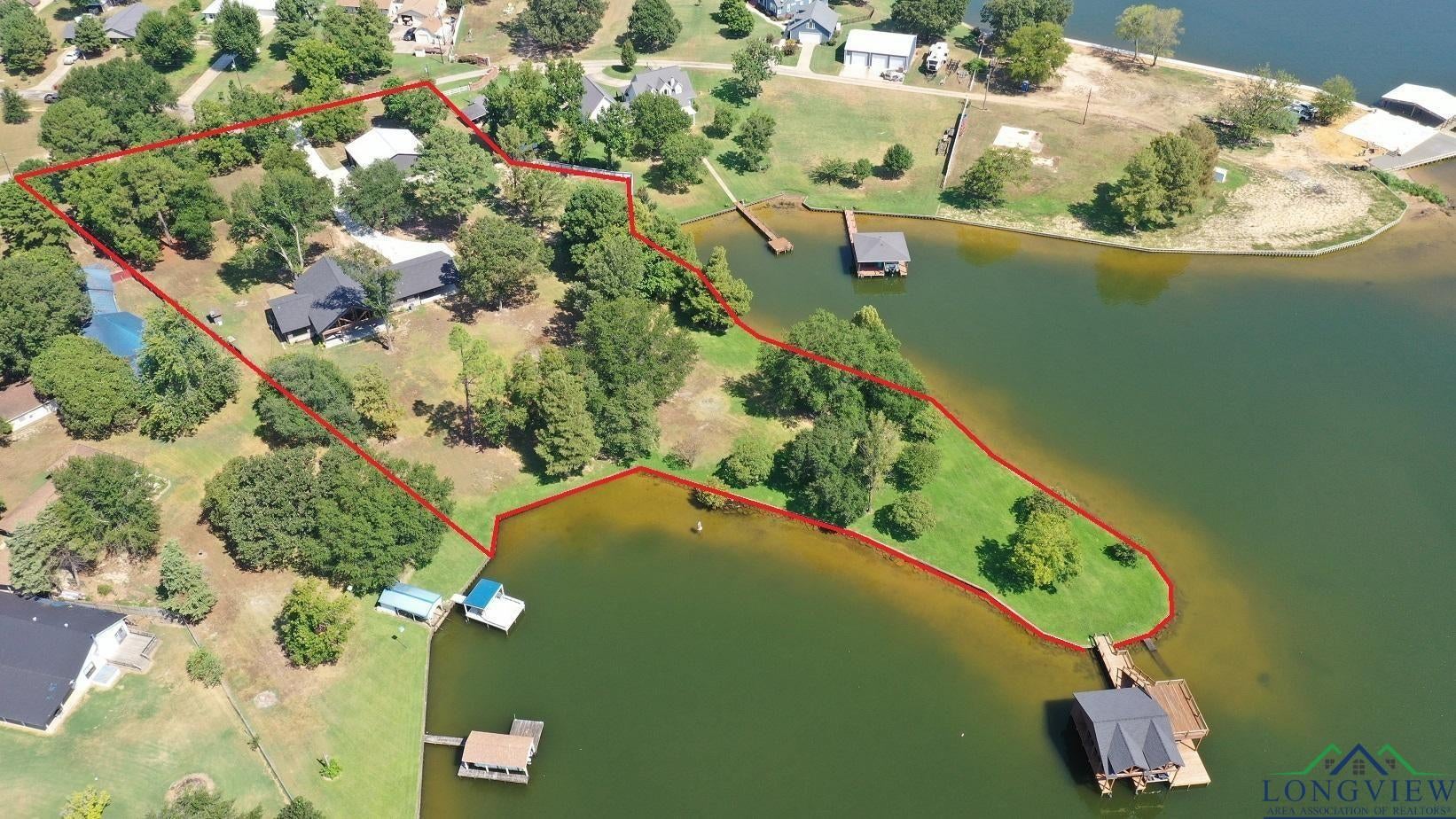 Pittsburg, Texas, 75686, United States, 3 Bedrooms Bedrooms, ,2 BathroomsBathrooms,Residential,For Sale,1979054