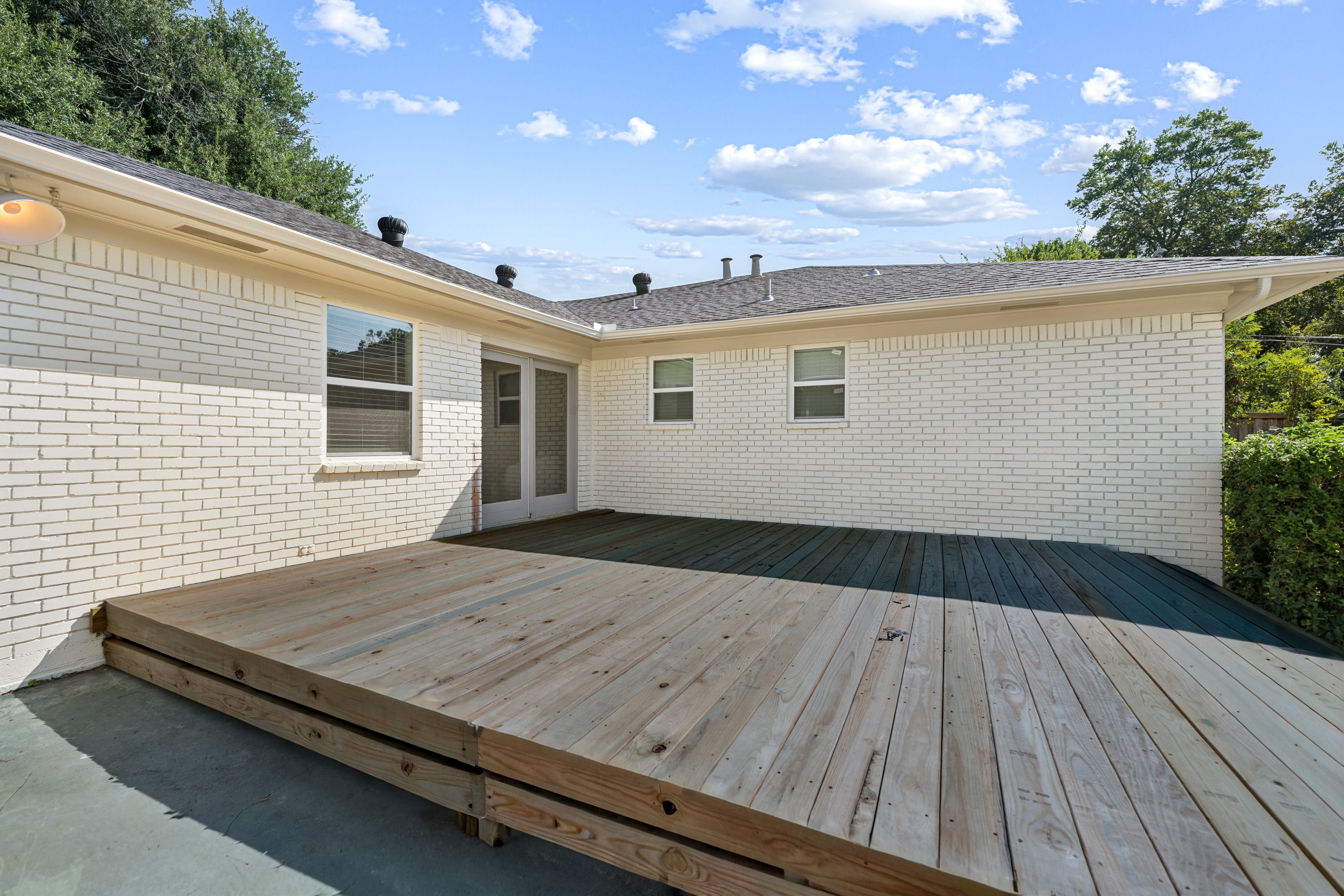  8338 Banquo Drive, Dallas, TX, 75228 - 物件實景